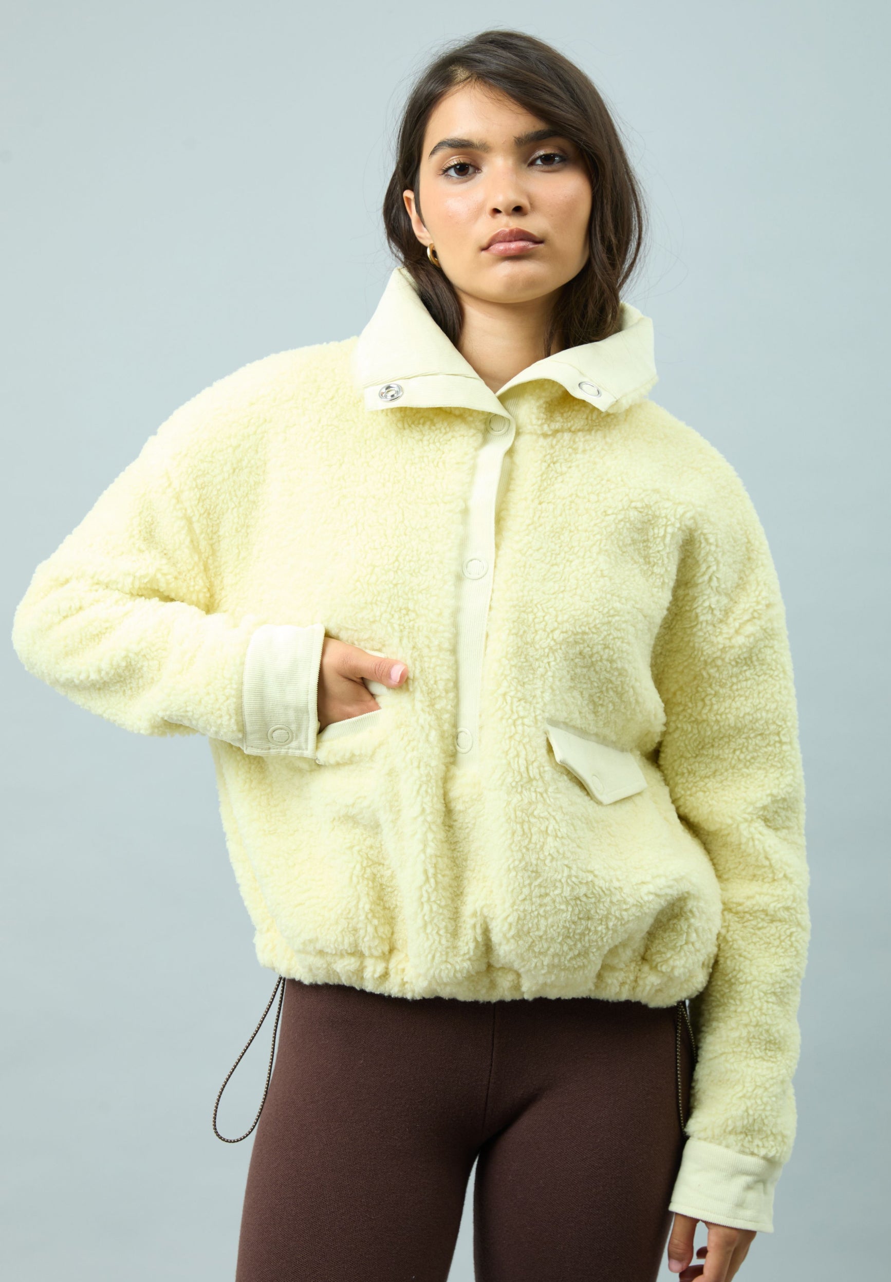 House Of Sunny Womens Tops Teddy Fleece Pullover felpa gialla sherpa