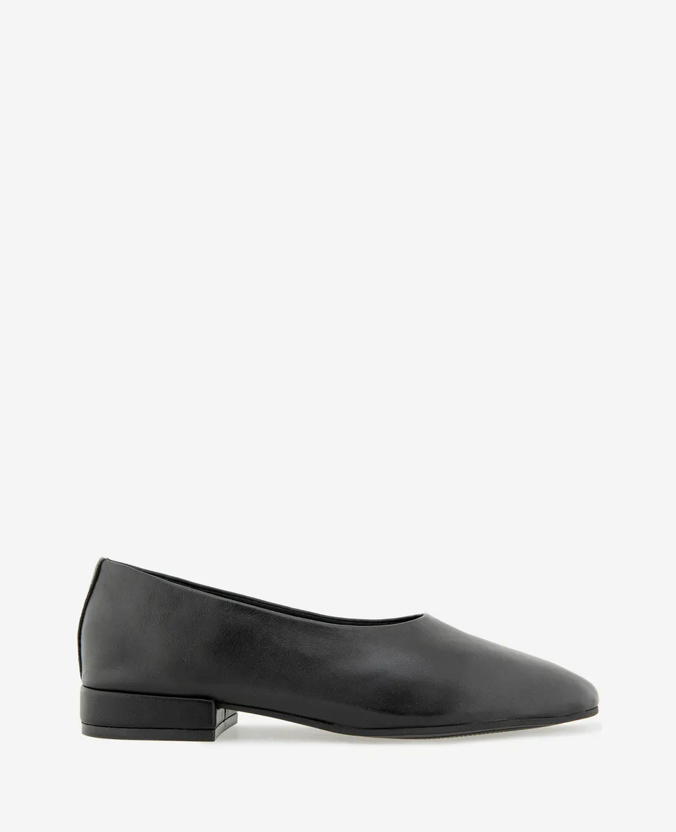 Kenneth Cole Reaction Shoes Garland Leather ballerine nere in pelle