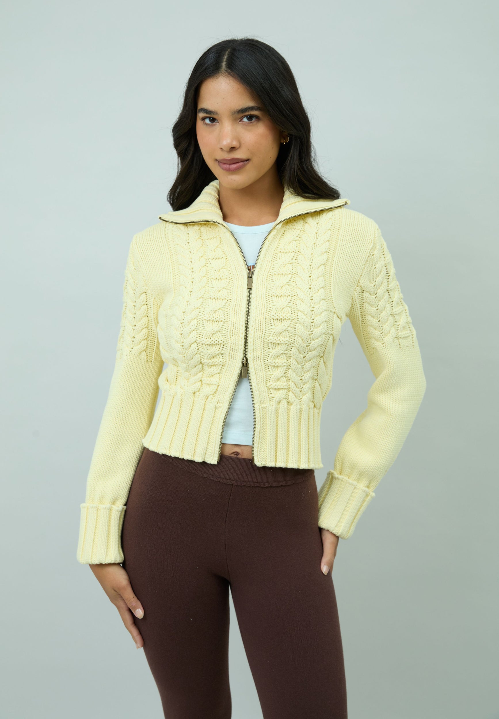 House Of Sunny Women's Knitwear Butter Cable Knit Peggy maglia in cotone