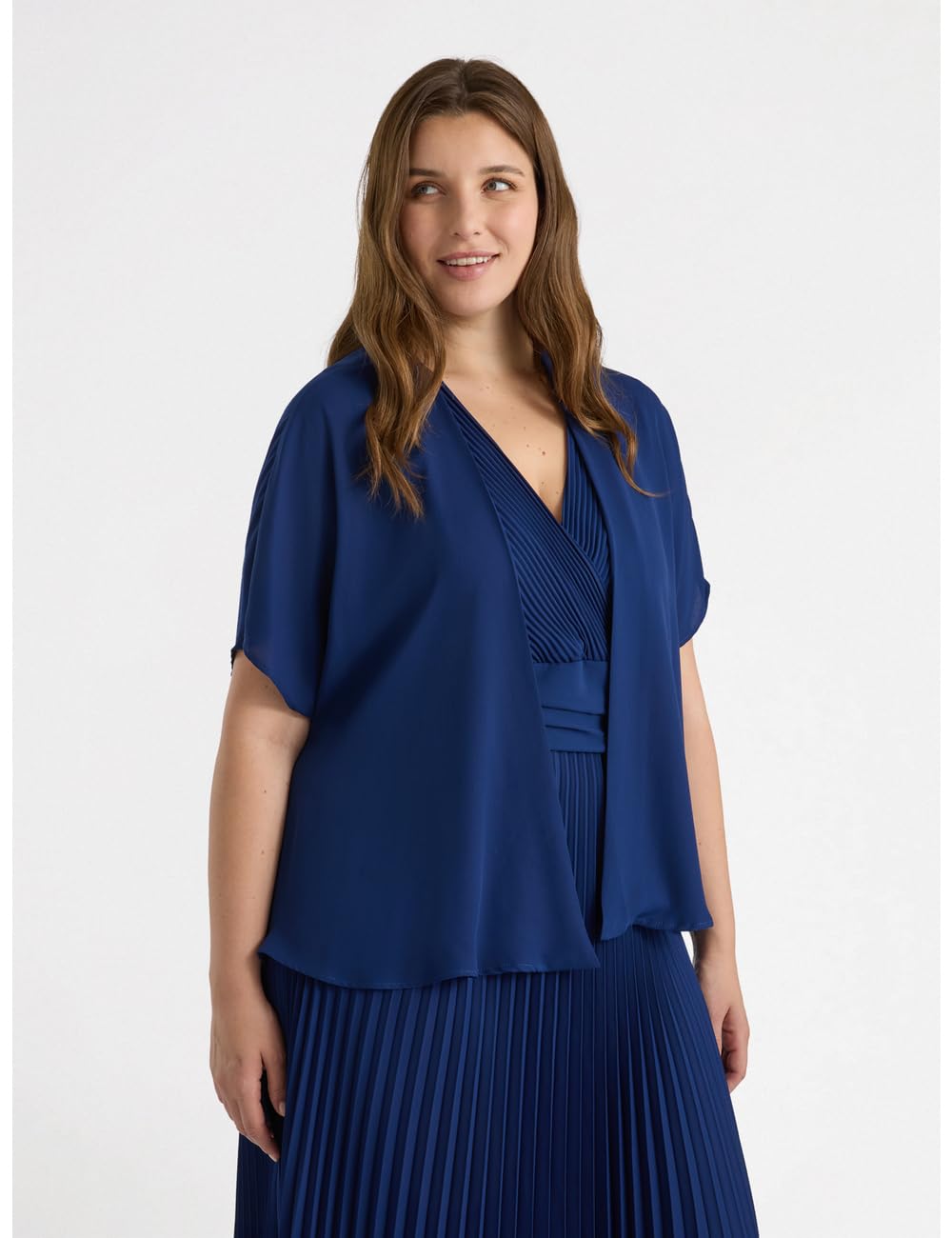 Fiorella Rubino Giacche e blazer Coprispalle in georgette curvy