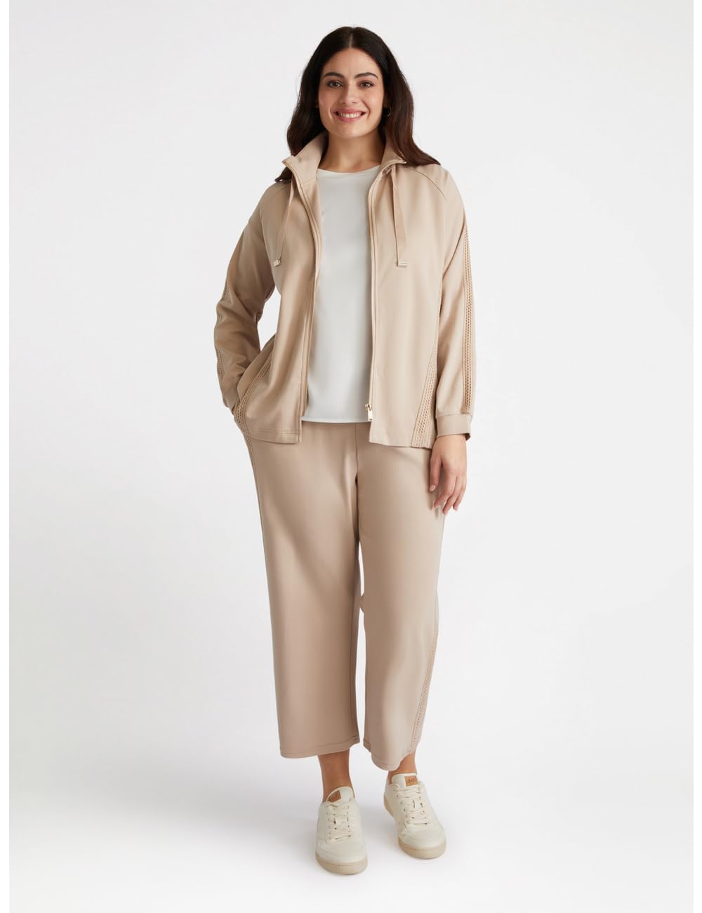 Fiorella Rubino Pantaloni joggers cropped in felpa con macramè