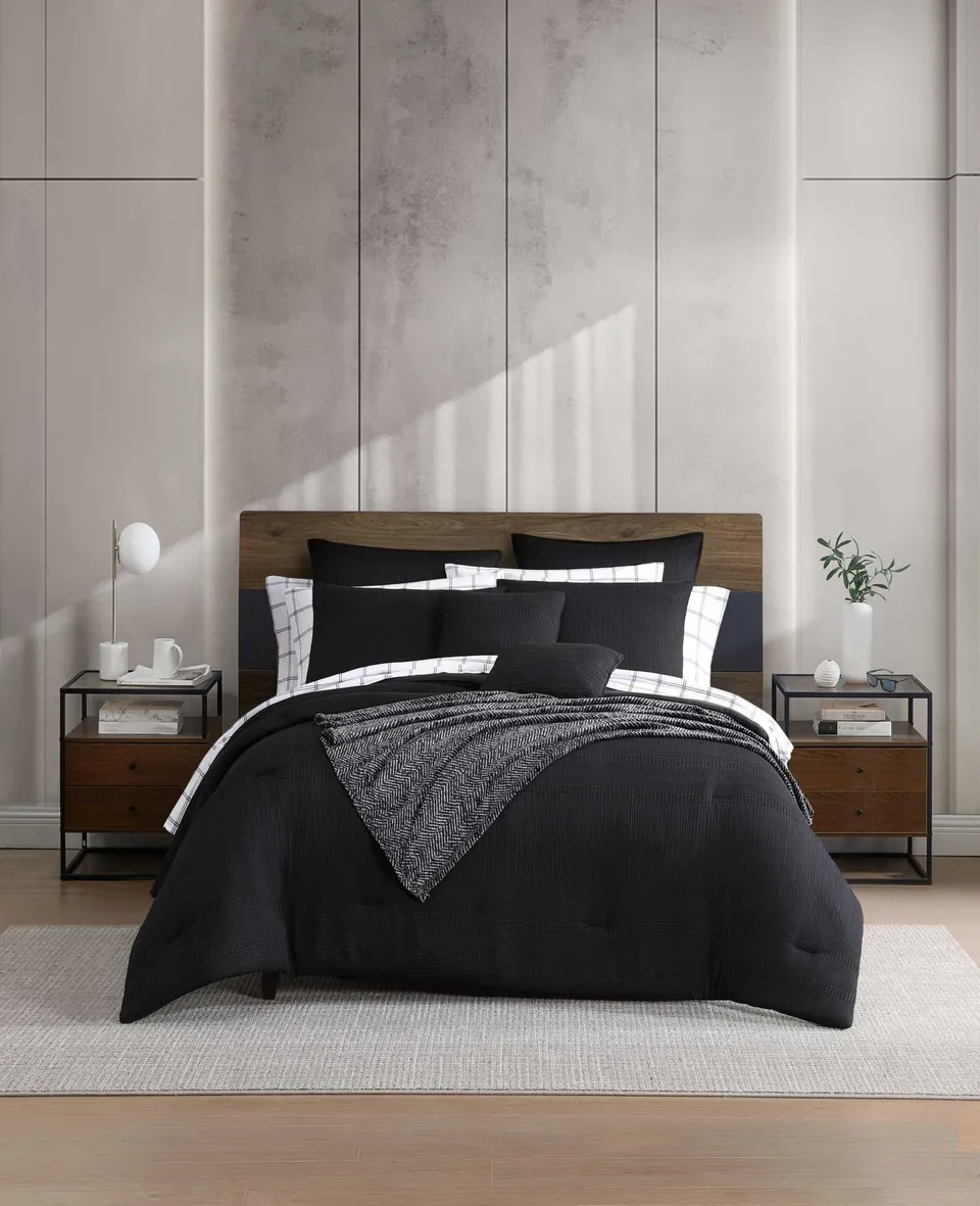 Kenneth Cole Reaction Home & Bedding Variegated Waffle Comforter Set set copriletto nero Queen