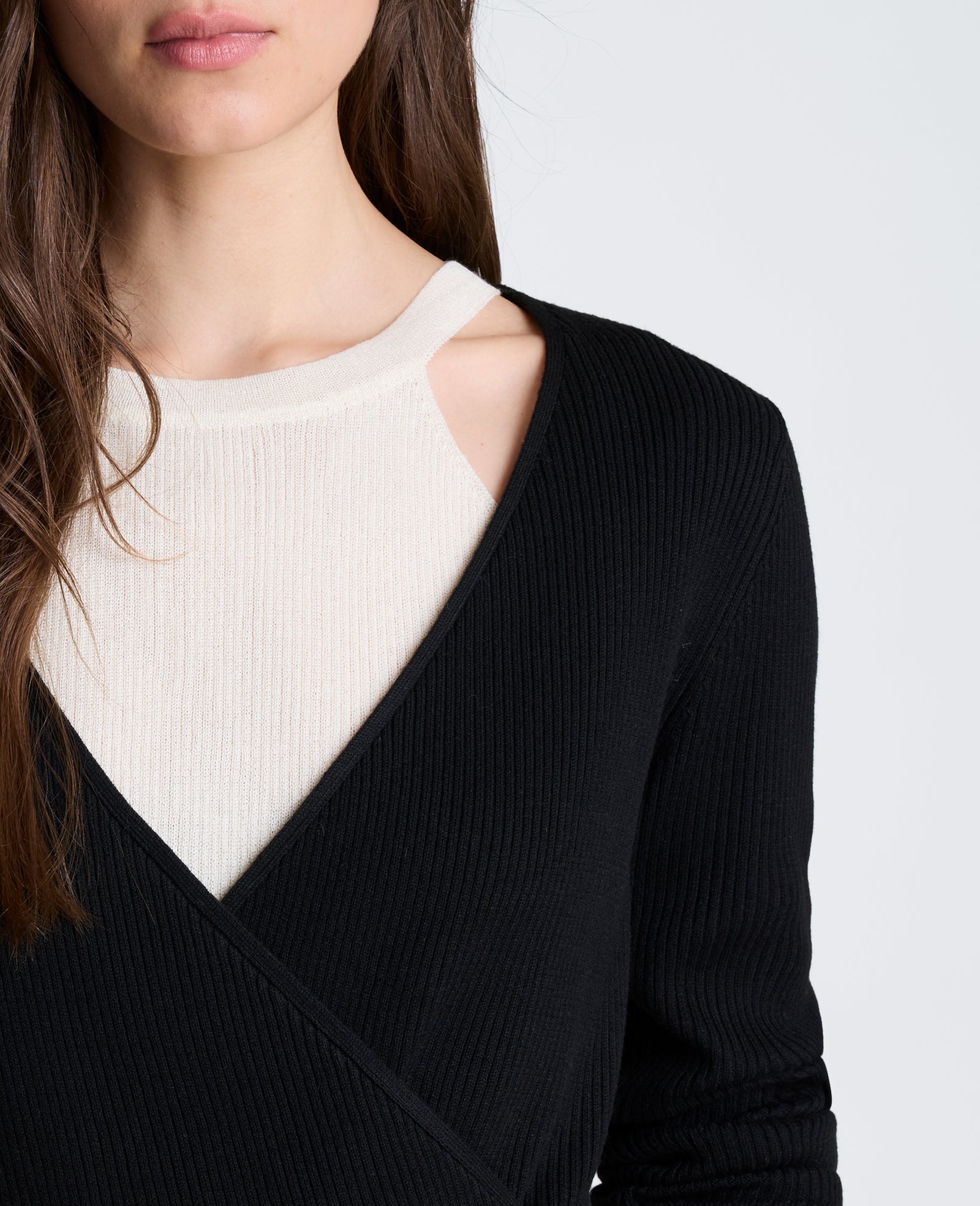 Kenneth Cole Reaction Rib Halter Wrap Sweater maglia Black/Oyster