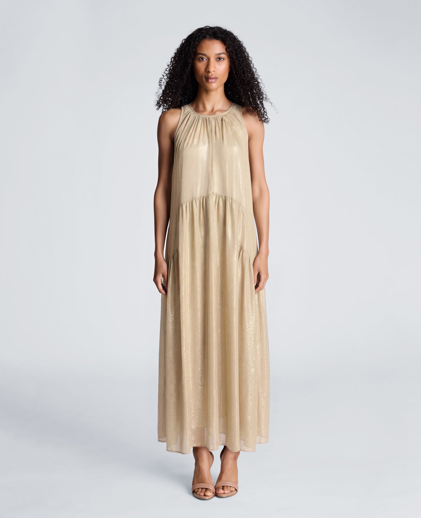 Kenneth Cole Reaction Clothing Gathered Halter Neck Foil Maxi Dress abito maxi oro chiaro