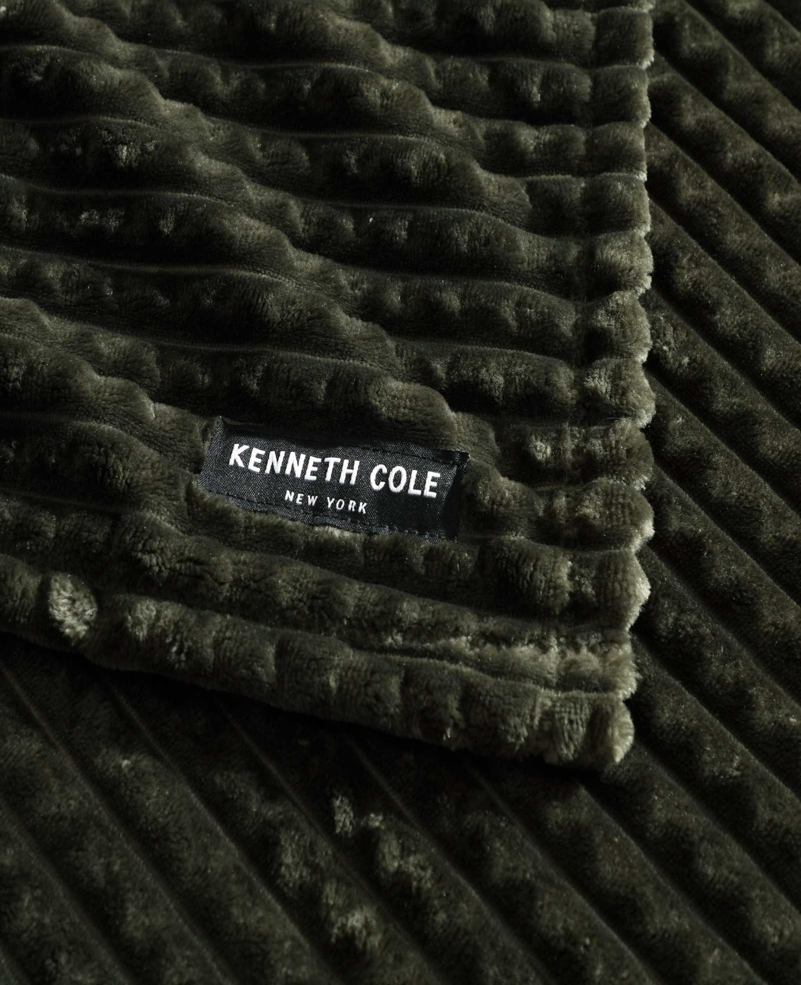 Kenneth Cole Reaction Home & Bedding Textured Solid Throw Blanket coperta verde 127 x 152 cm in poliestere