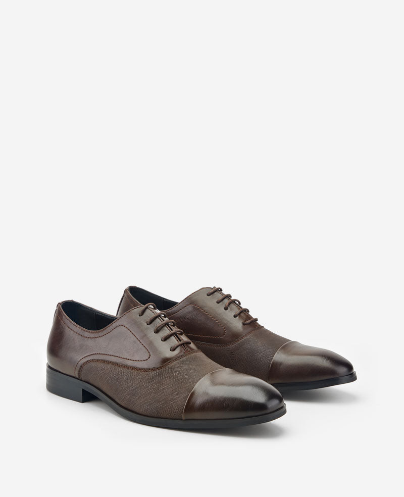 Kenneth Cole Reaction Hector Cap Toe Oxford scarpe marrone scuro 7M con plantare removibile
