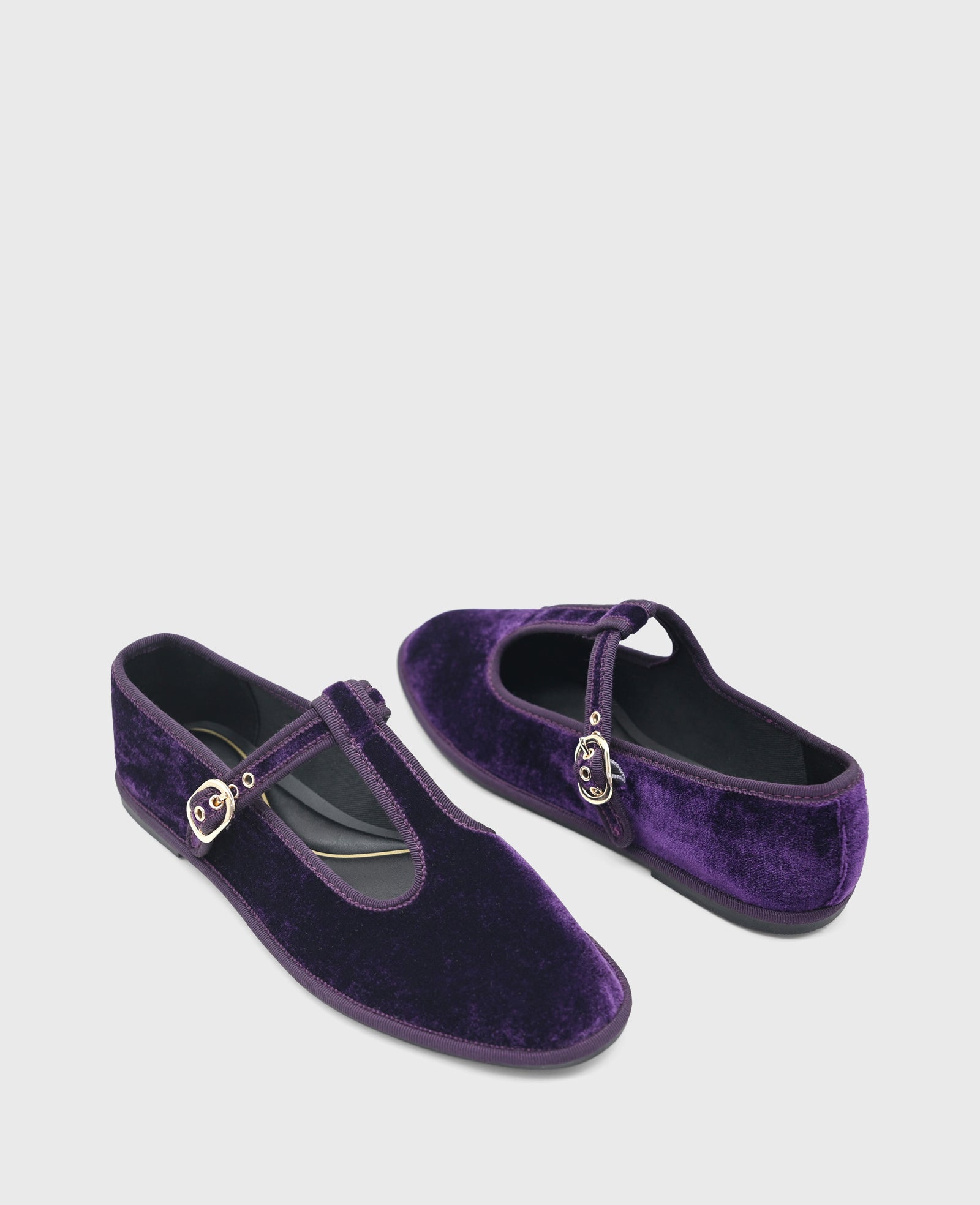 Kenneth Cole Reaction Verona Velvet T-Strap Mary Jane ballerine prugna velluto