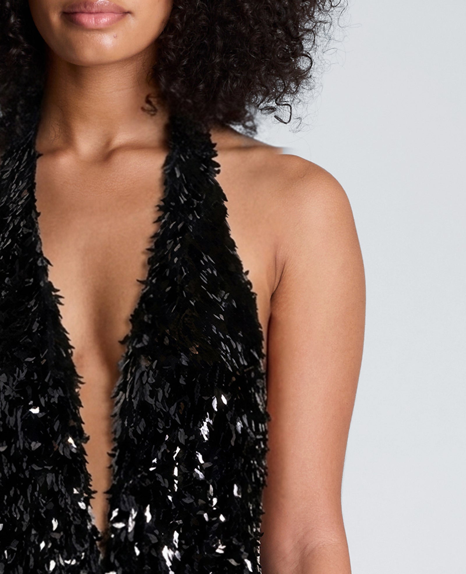 Kenneth Cole Reaction Sequin and Textured Crepe Halter Mini Dress abito nero corto