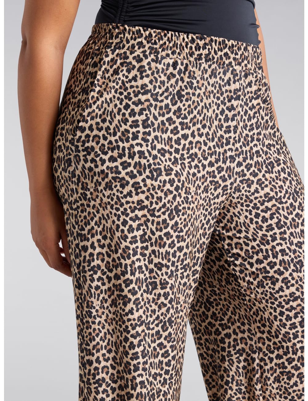 Fiorella Rubino Pantaloni cropped stampa maculata curvy