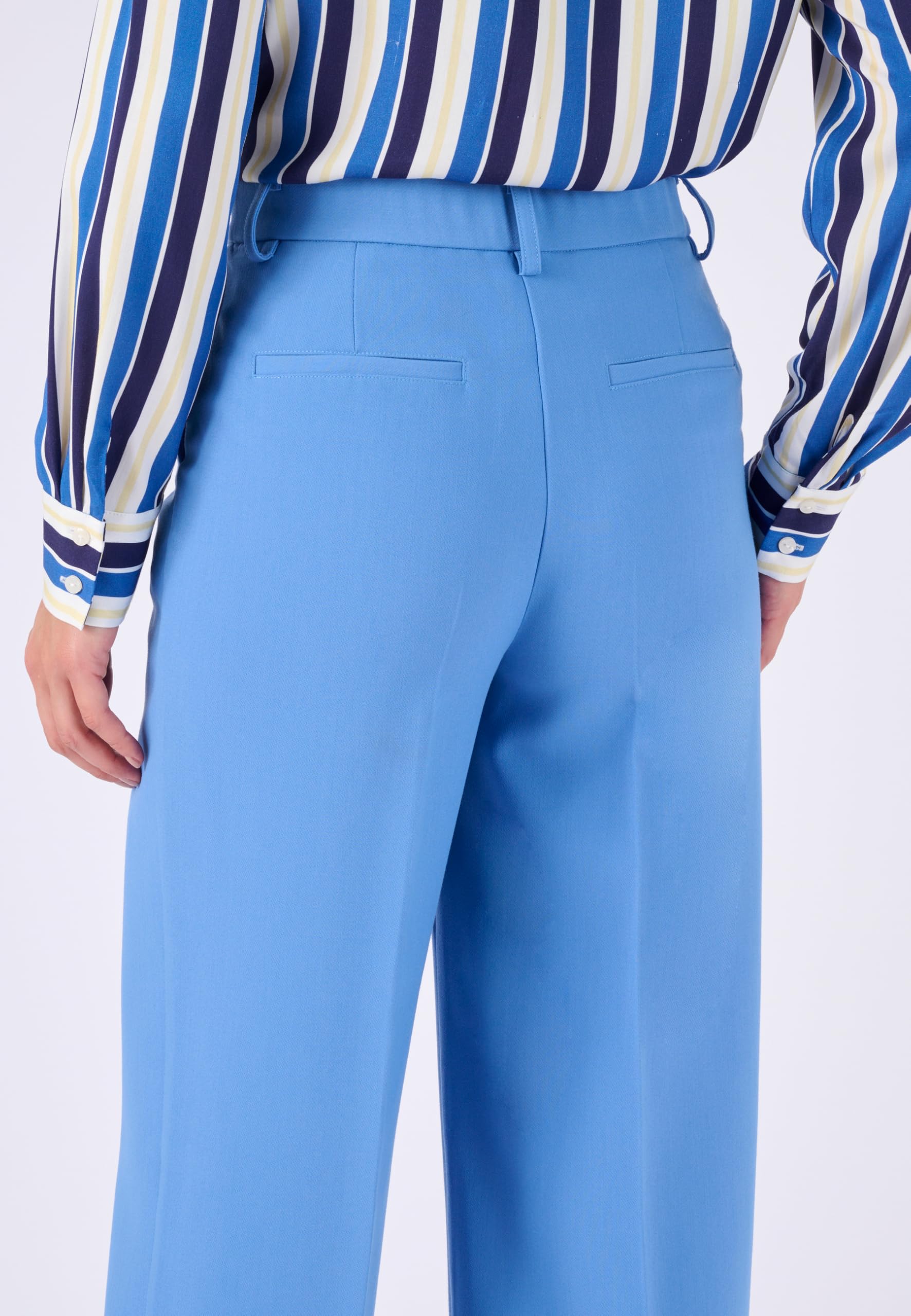 Damart Prêt-à-porter Pantaloni Large Fluido pantaloni blu taglio ampio