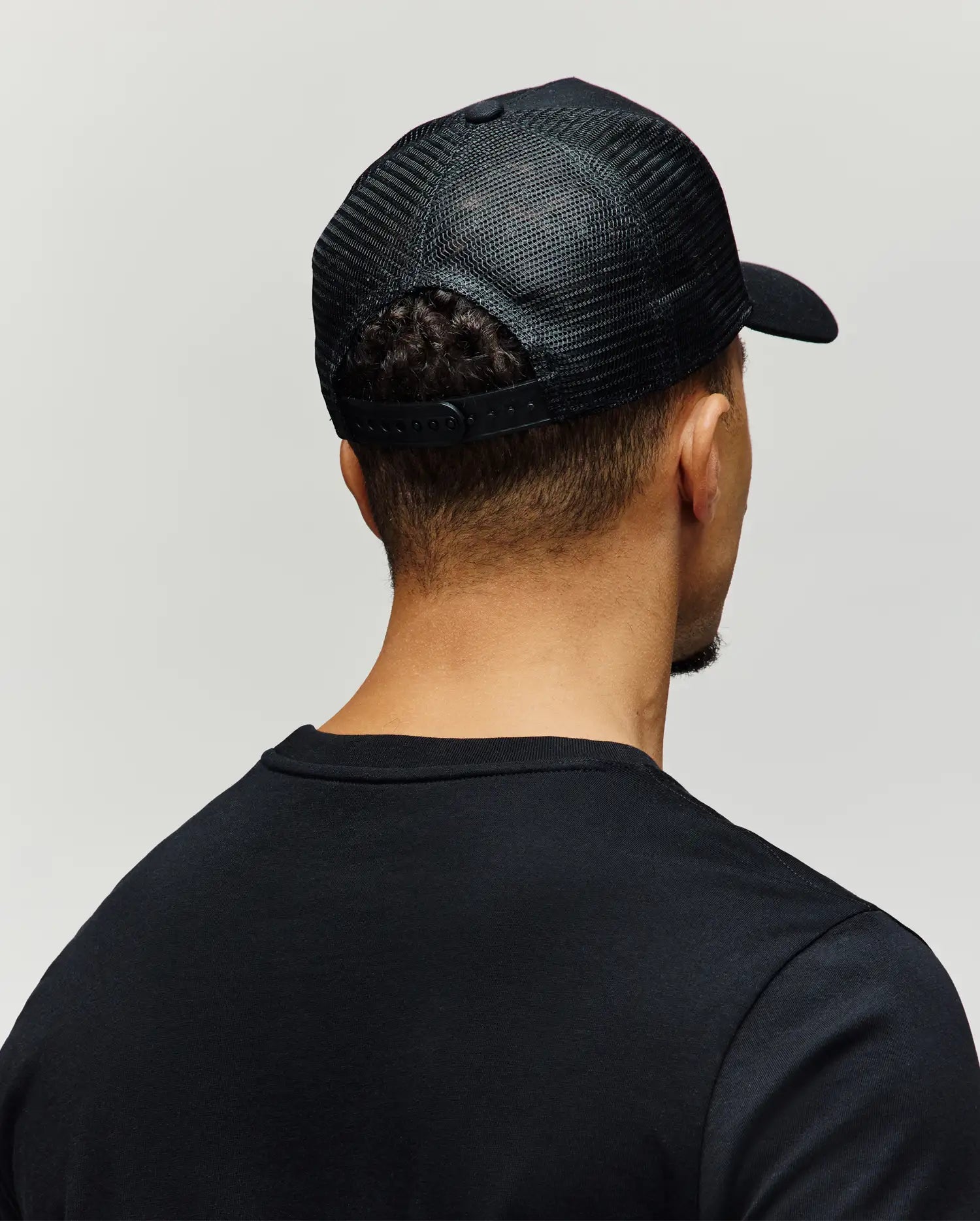 Psycho Bunny Accessories Adamo Trucker Cap cappellino nero in cotone e poliestere
