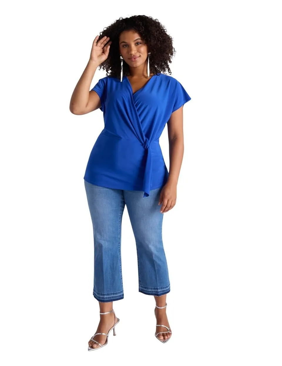 Fiorella Rubino Jeans Cropped, gamba dritta con orlo sfrangiato