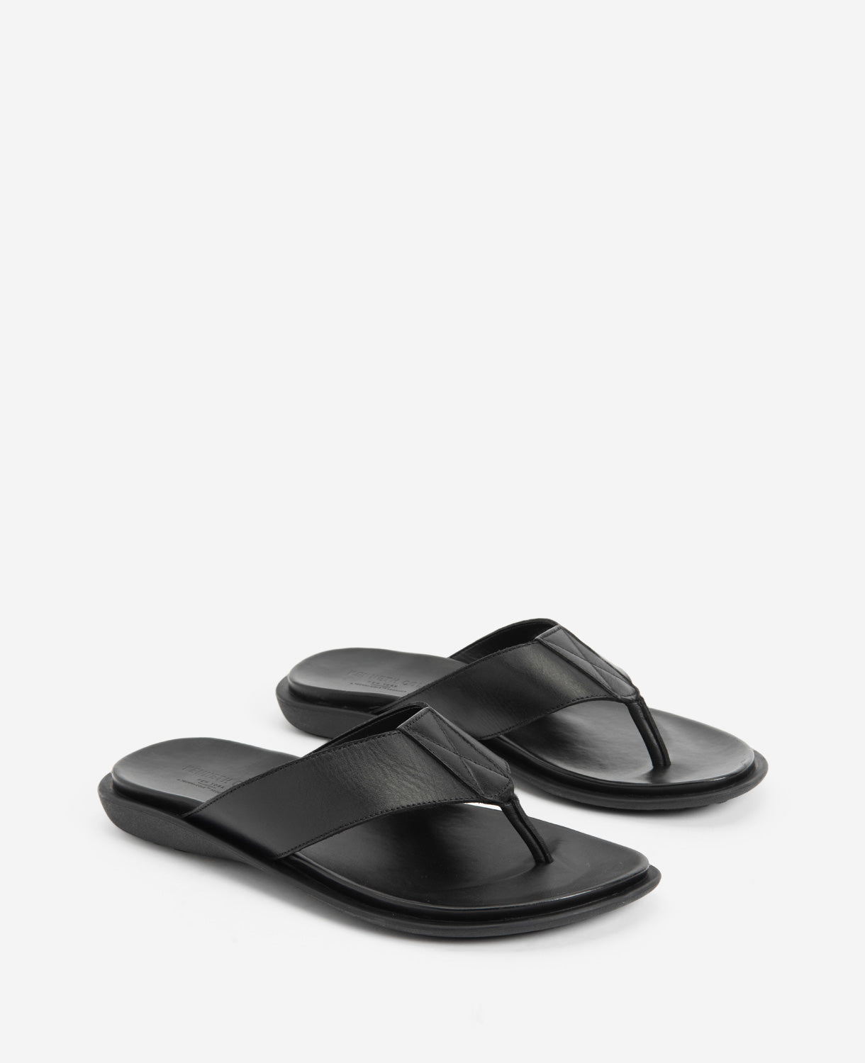 Kenneth Cole Reaction Shoes Sand Leather Thong Sandal sandalo nero in pelle