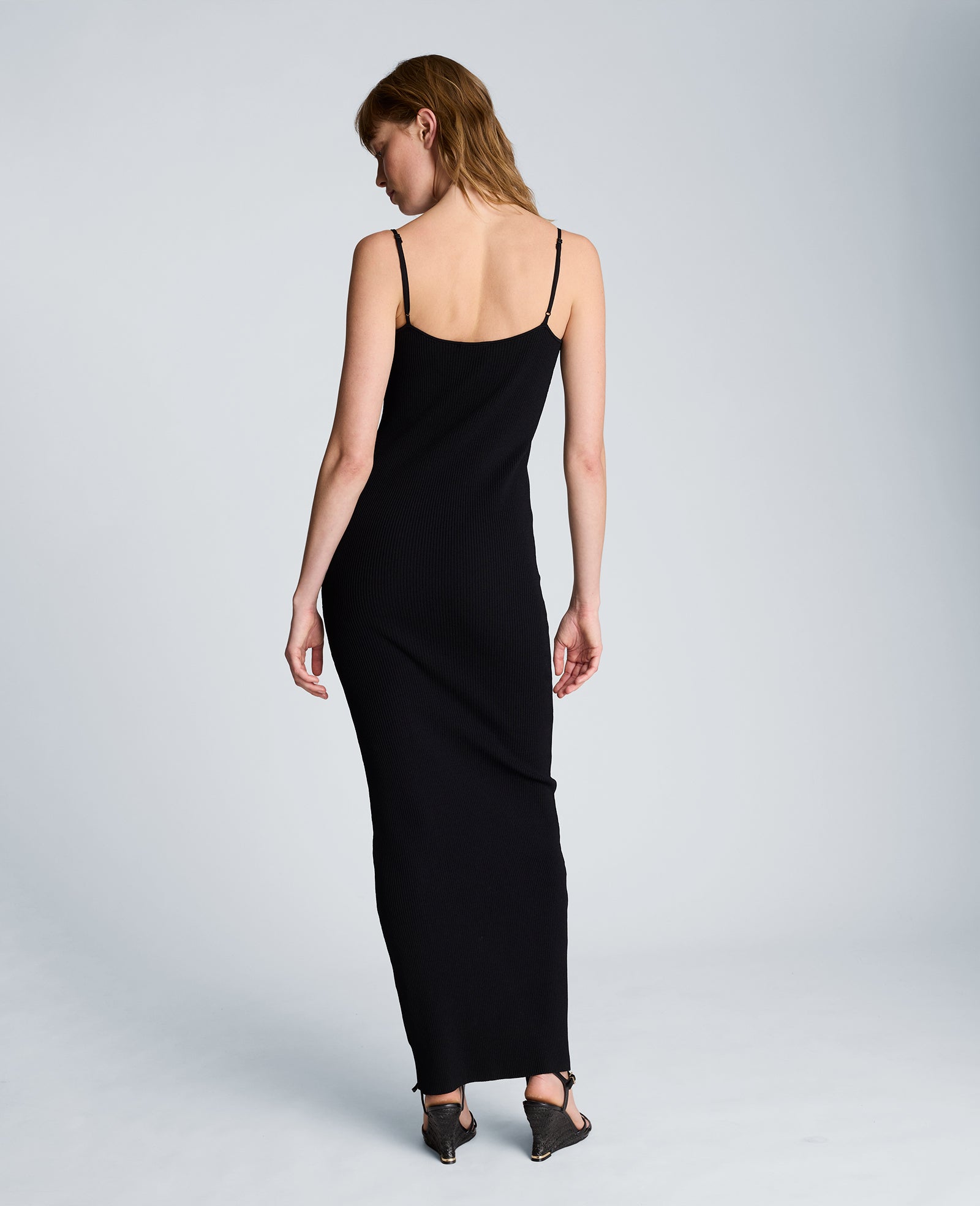 Kenneth Cole Reaction Clothing Ribbed Cami Sweater Dress abito nero lungo