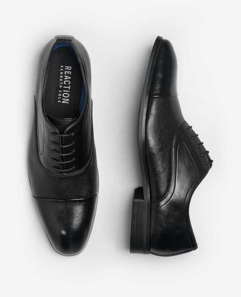 Kenneth Cole Reaction REACTION Hector Cap Toe Oxford scarpe nere