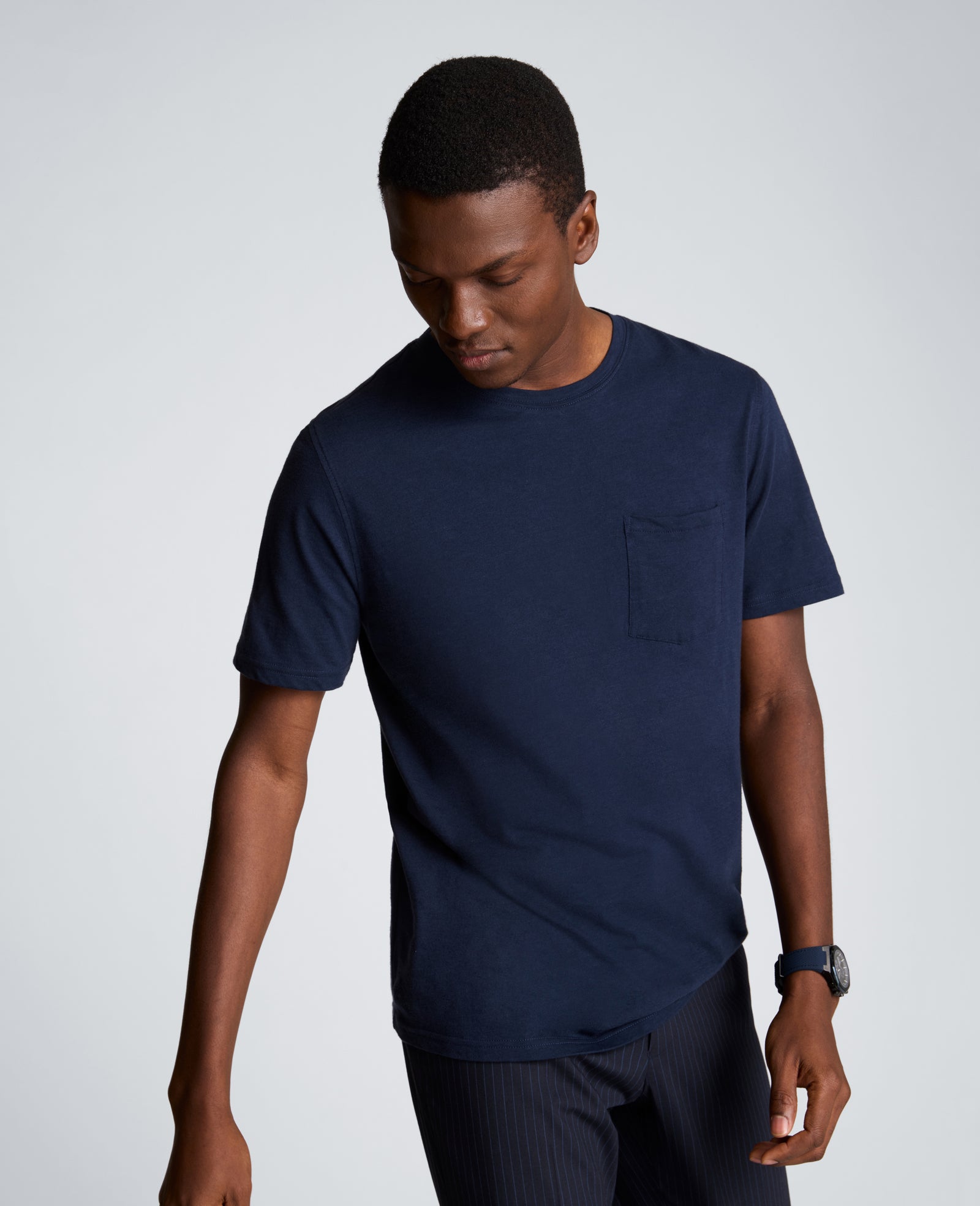 Kenneth Cole Reaction Clothing Crew Neck Tee with Pocket maglietta blu navy con taschino