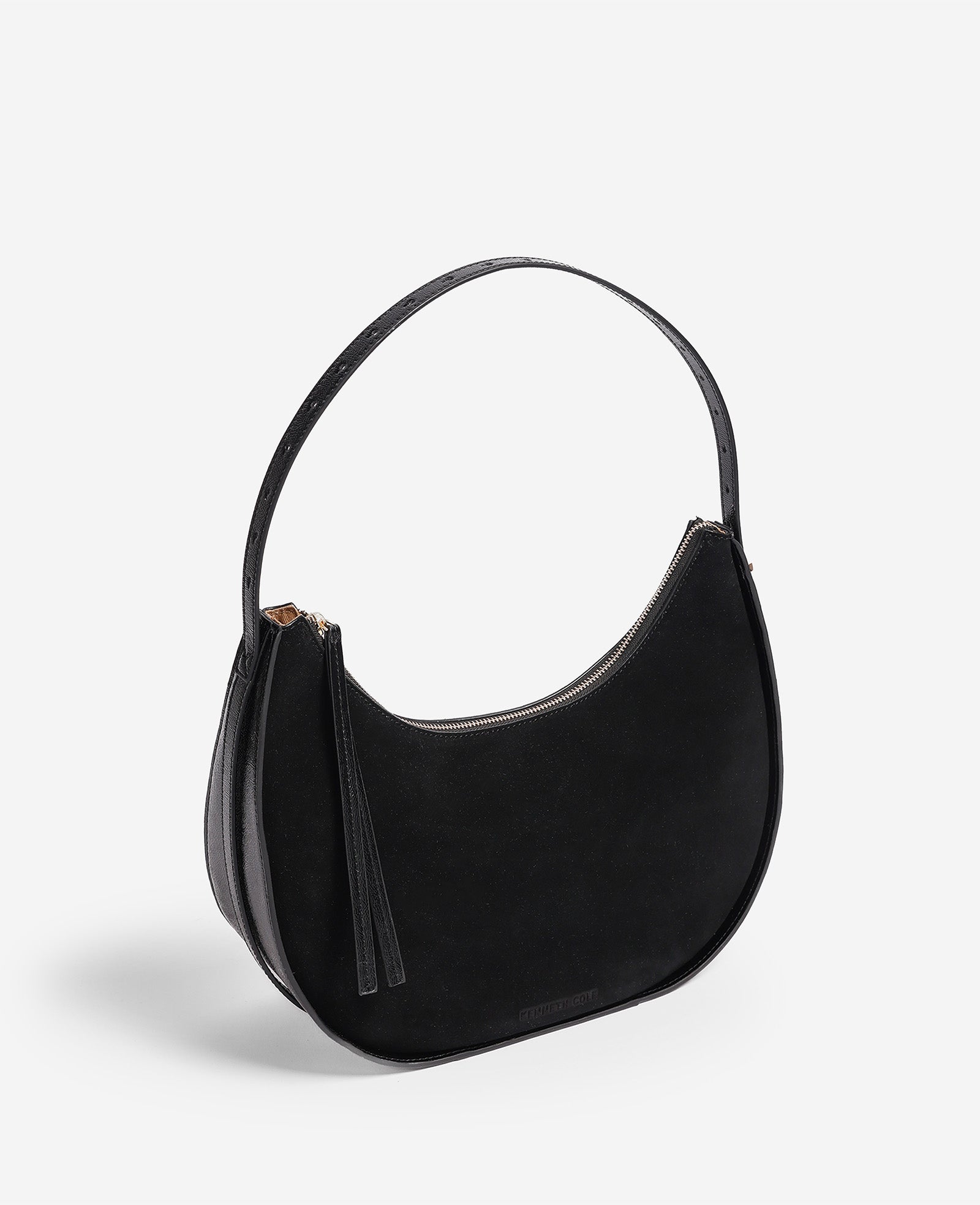 Kenneth Cole Reaction Bags Chelsea Medium Suede Hobo Bag borsa hobo nera in pelle