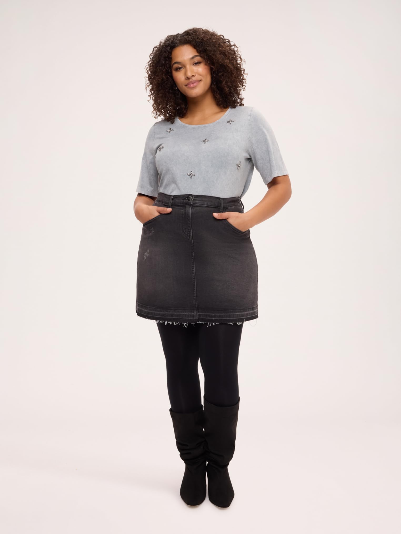 Fiorella Rubino Top e t-shirt T-Shirt in Cotone con Applicazioni T-shirt XL Plus