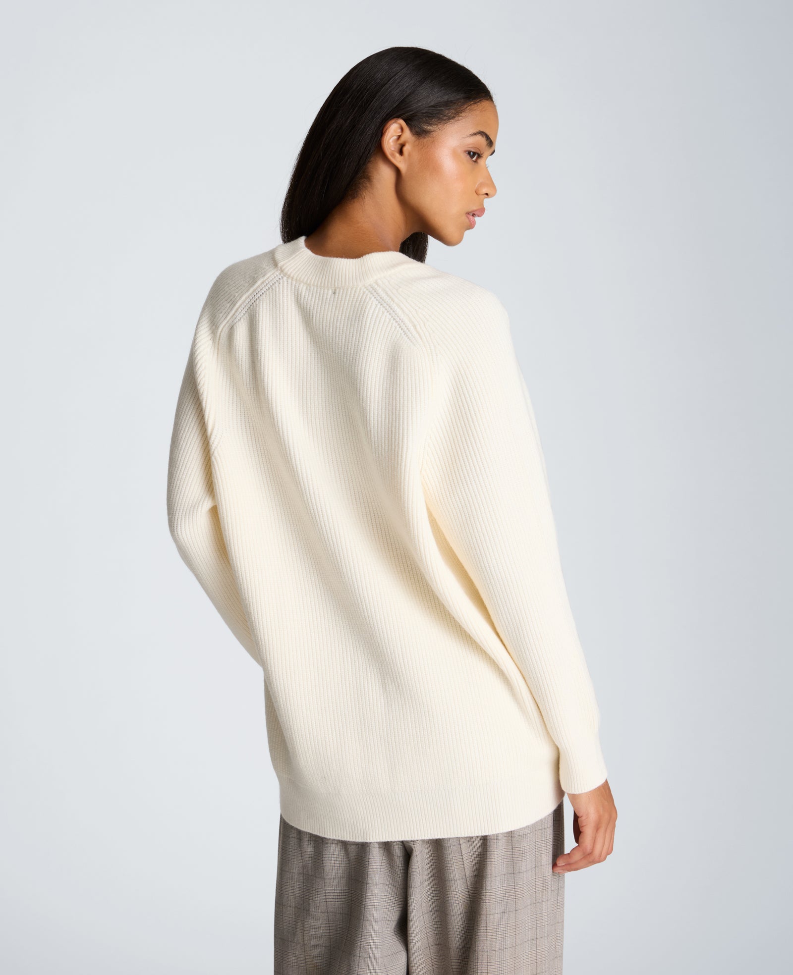Kenneth Cole Reaction Clothing Oversized V-Neck Raglan Sweater maglione Oyster