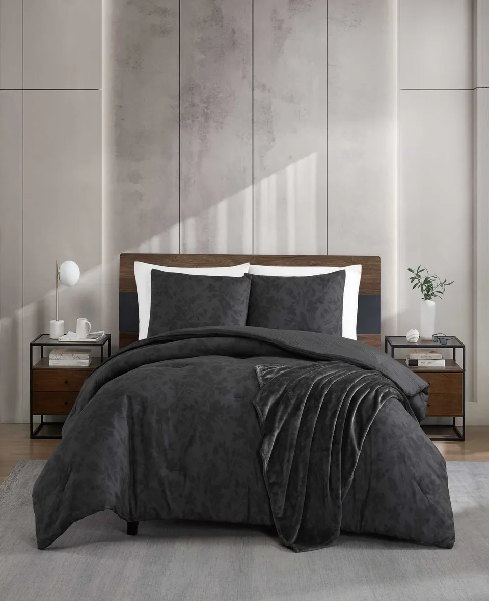 Kenneth Cole Reaction Home & Bedding Silhouette Floral Comforter + Sham Set set piumino antracite