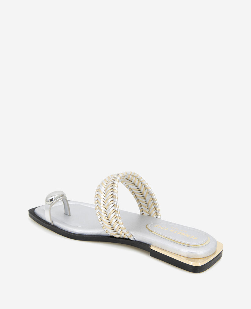 Kenneth Cole Reaction Shoes Andarna Metallic Woven Toe Ring Sandal sandali argento oro