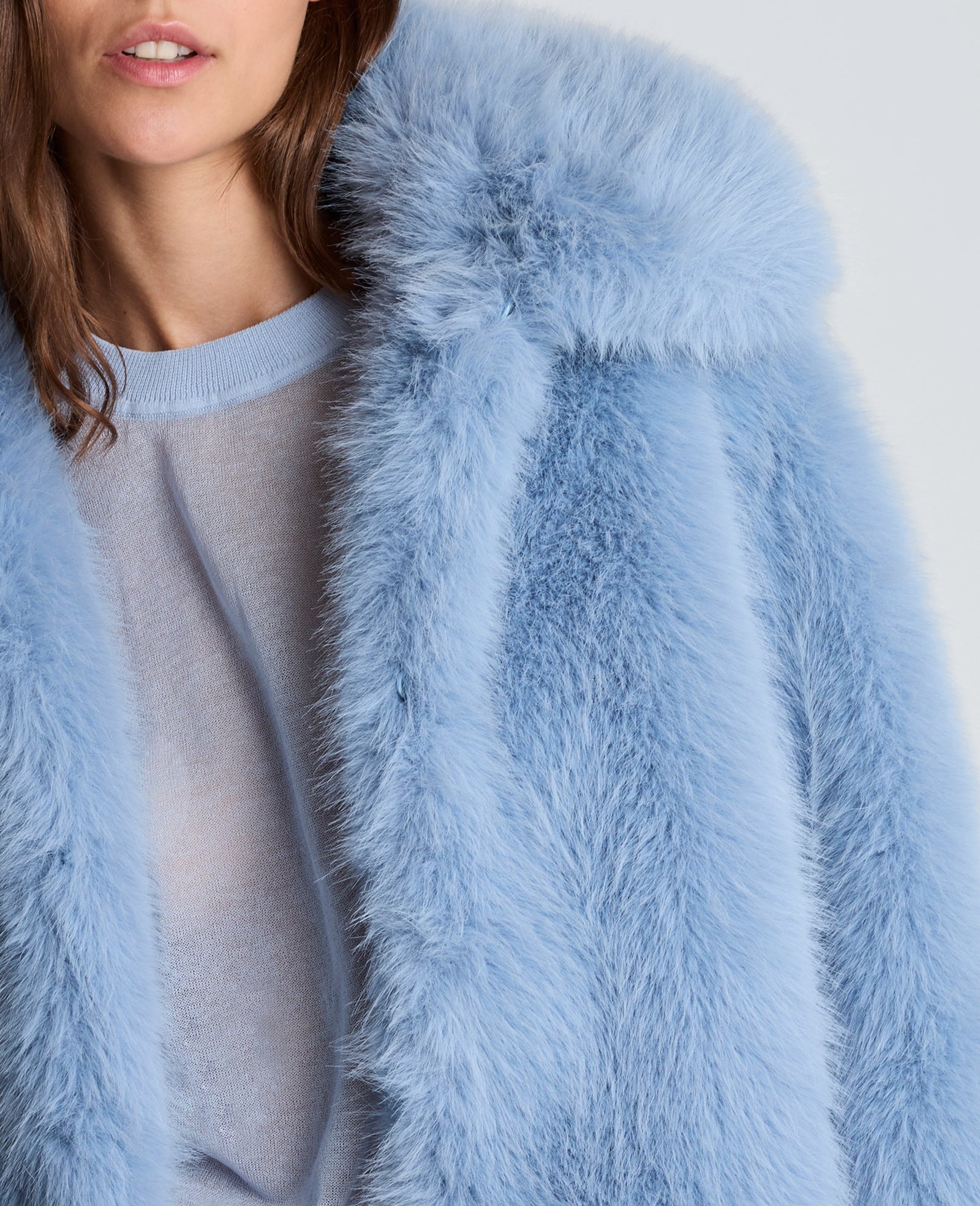 Kenneth Cole Reaction Cropped Fur Jacket with Hook and Eye Closure giacca blu XS ecopelliccia