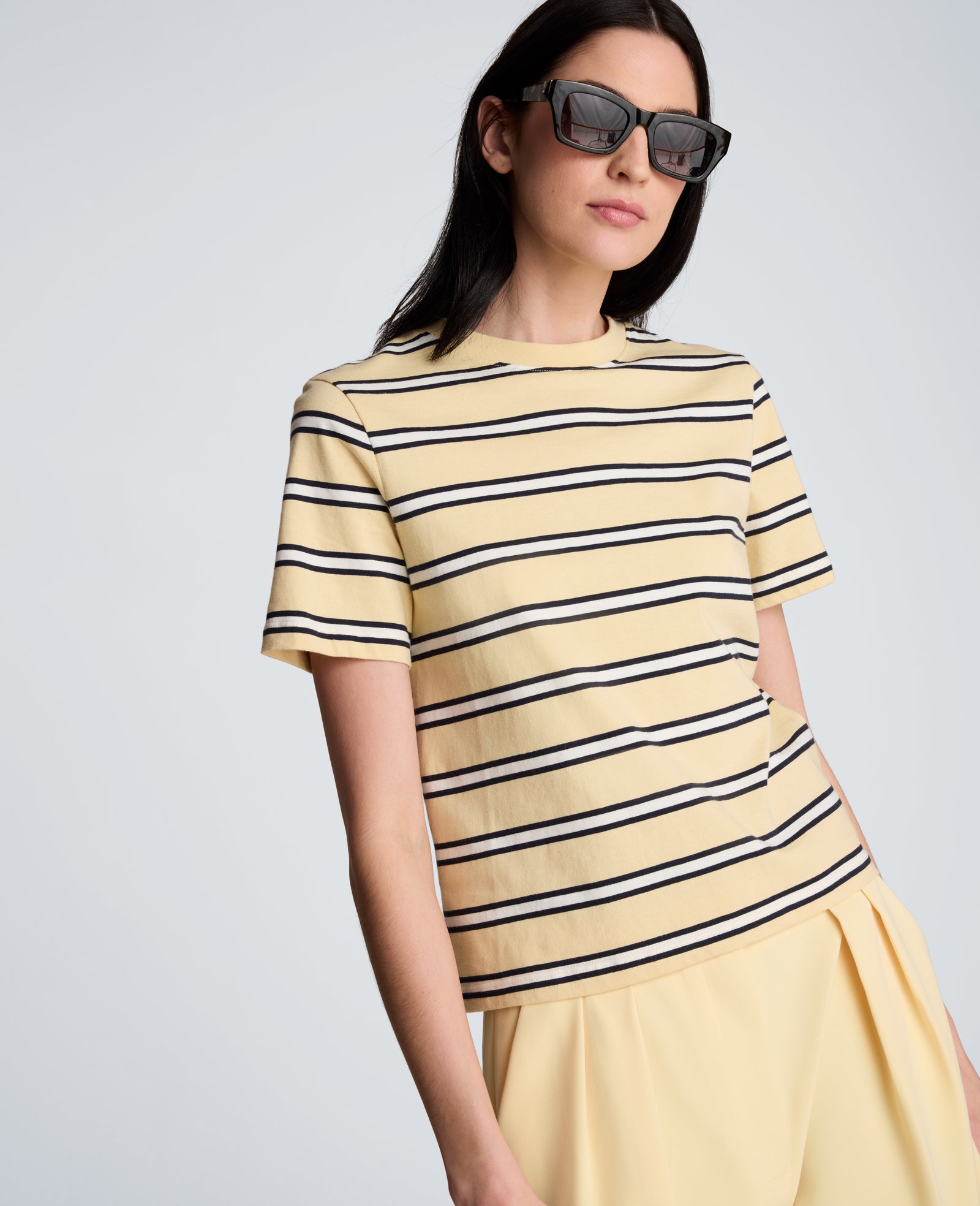 Kenneth Cole Reaction Clothing Crewneck Stripe Tee t-shirt righe giallo pastello