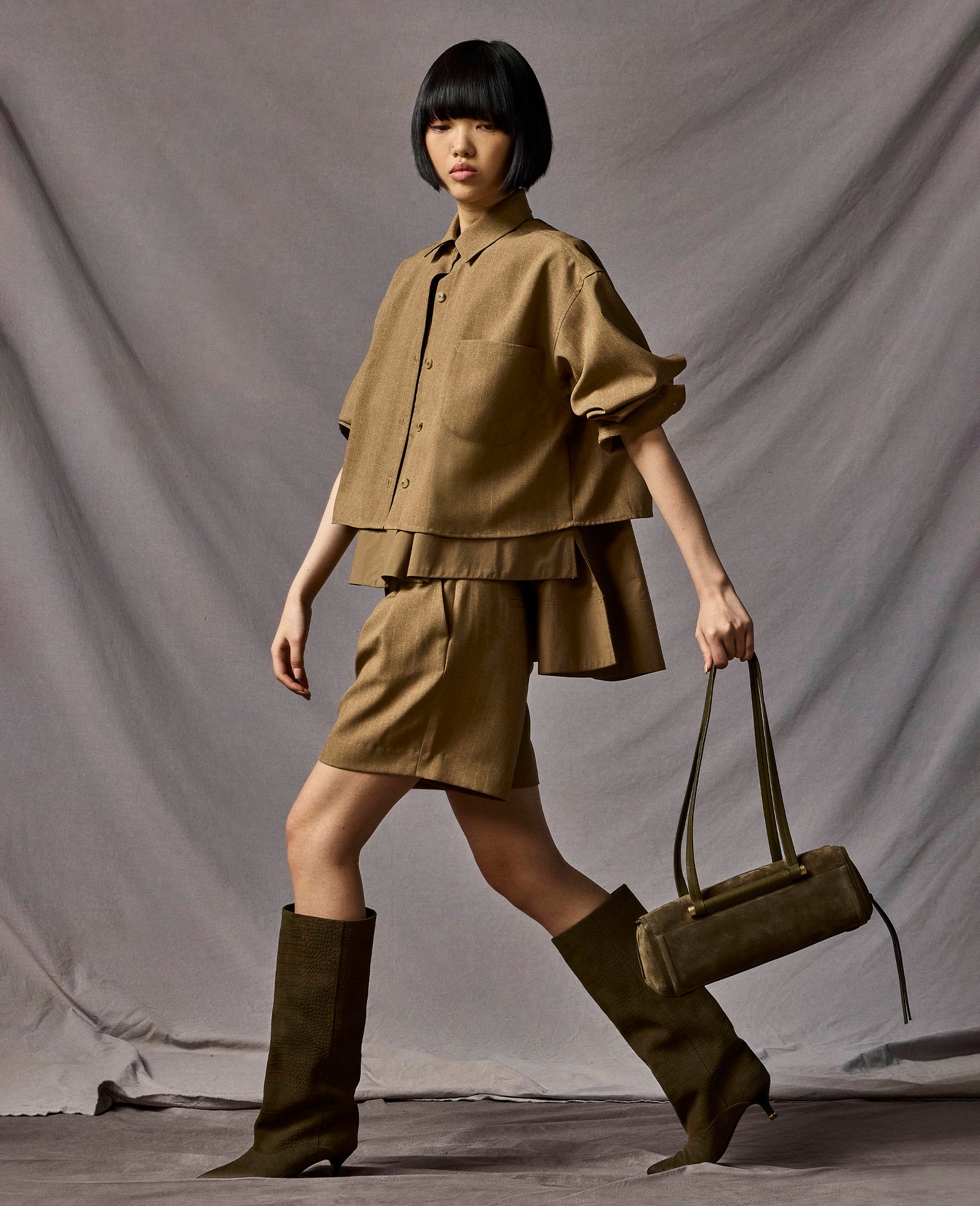Kenneth Cole Reaction High-Low Tent Shirt camicia dark peanut in cotone elasticizzato