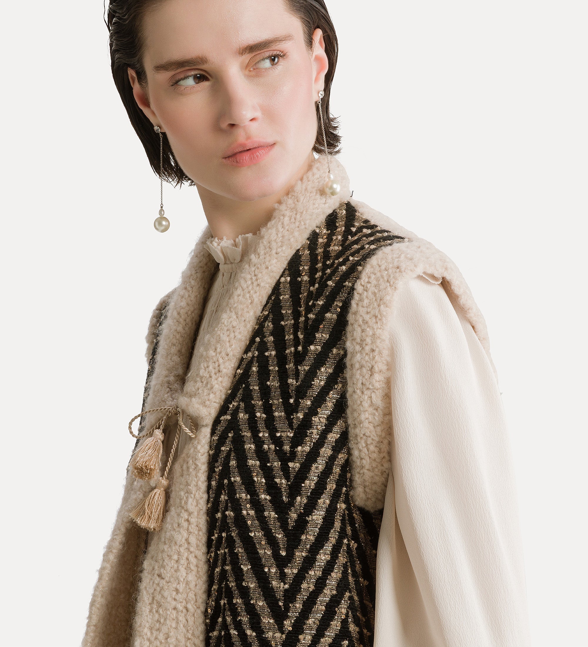Forte Maglieria gilet in maglia chevron nero con filo lamé