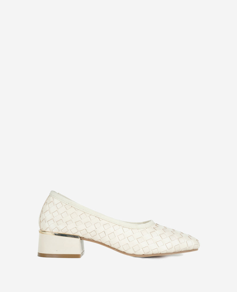 Kenneth Cole Reaction Shoes Birdie Woven Leather Pump décolleté pelle ecrù intrecciata