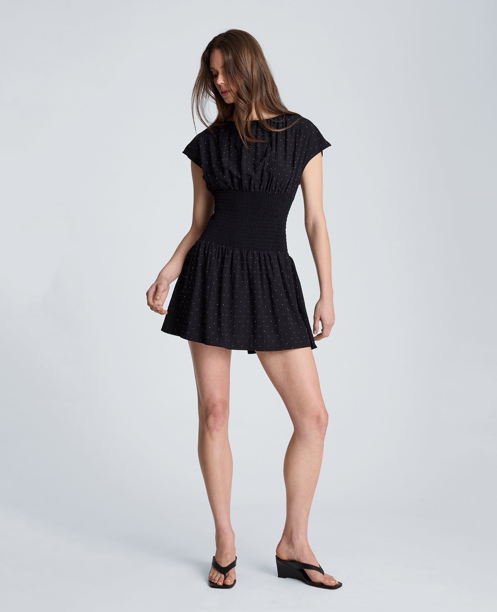 Kenneth Cole Reaction Smocked Waist Mini Dress abito nero