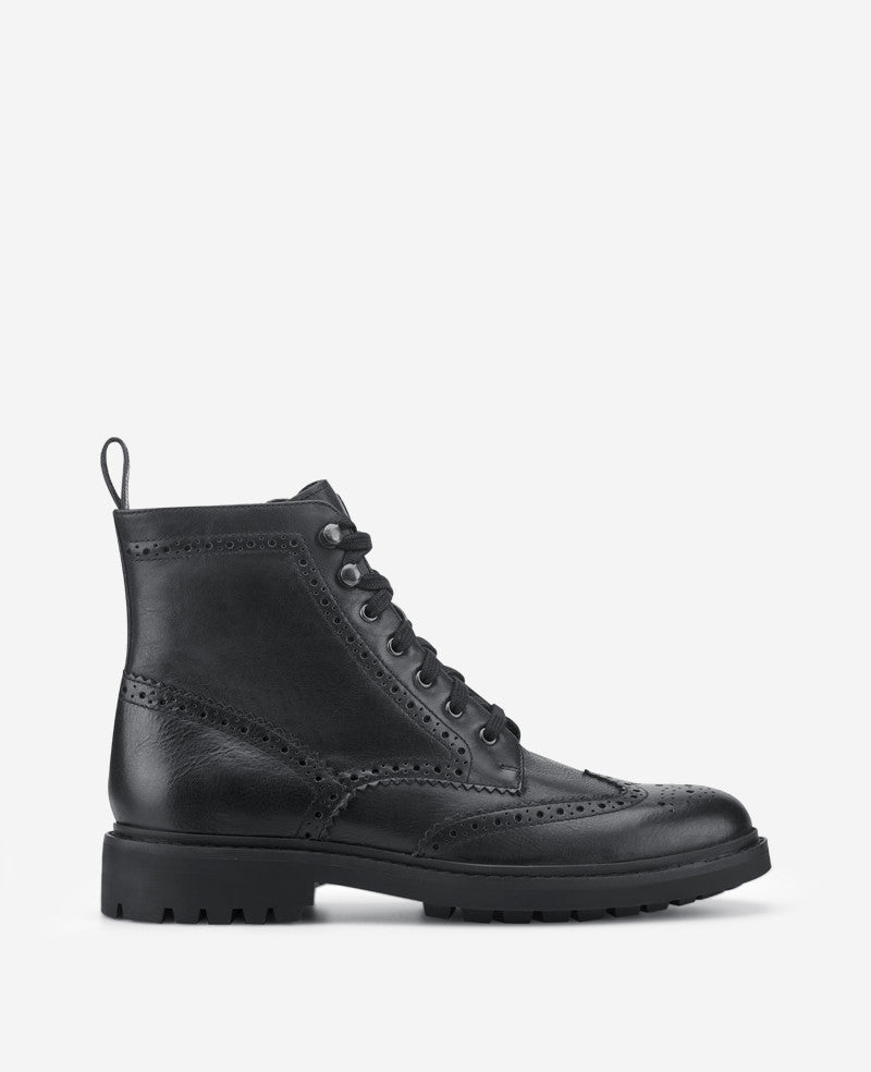 Kenneth Cole Reaction Shoes Todd Wingtip Lace Up Lug Sole Boot stivale nero in pelle