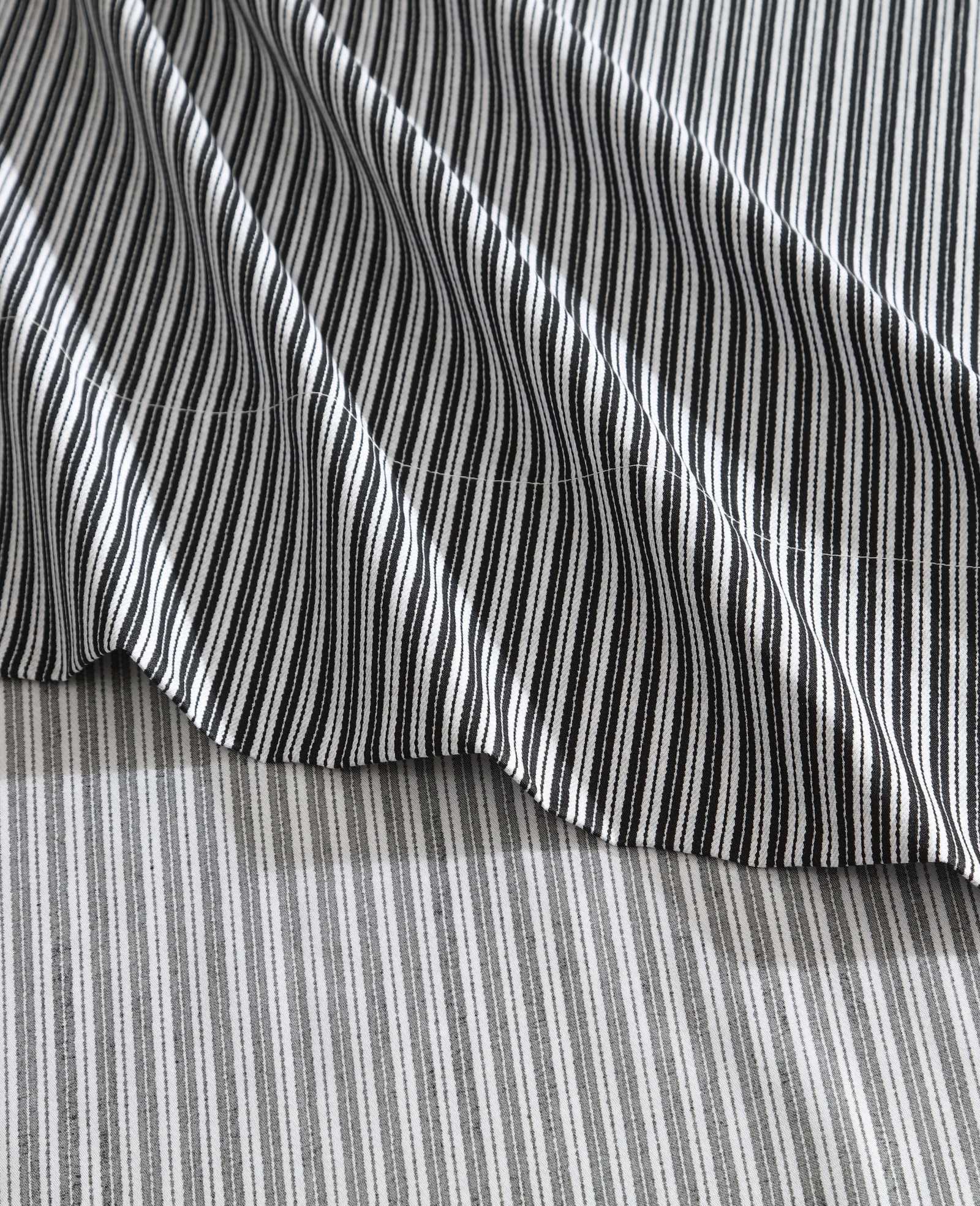 Kenneth Cole Reaction Home & Bedding Twill Stripe Texture Sheet Set lenzuola nero bianco