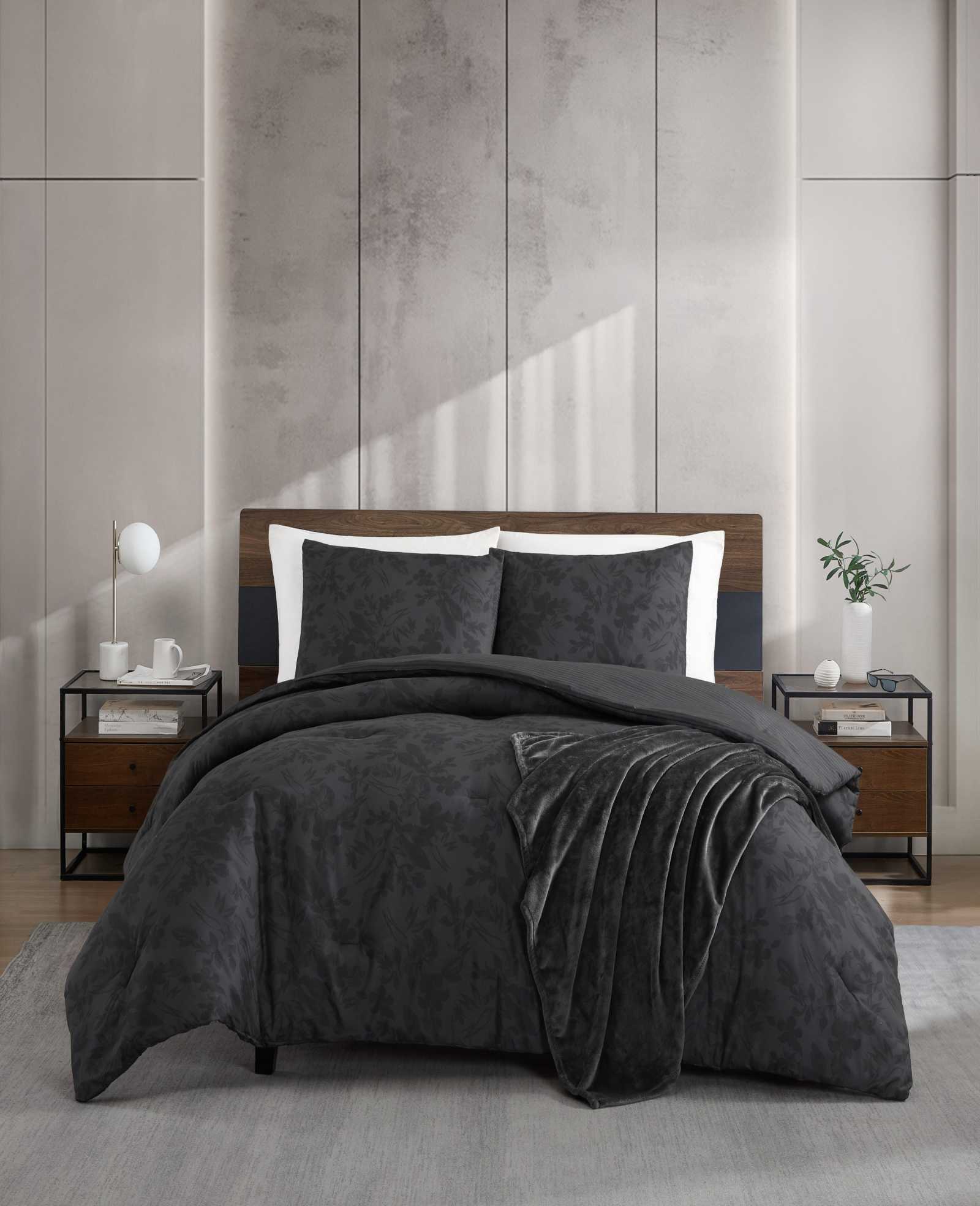 Kenneth Cole Reaction Home & Bedding Silhouette Floral Comforter + Sham Set set piumino antracite
