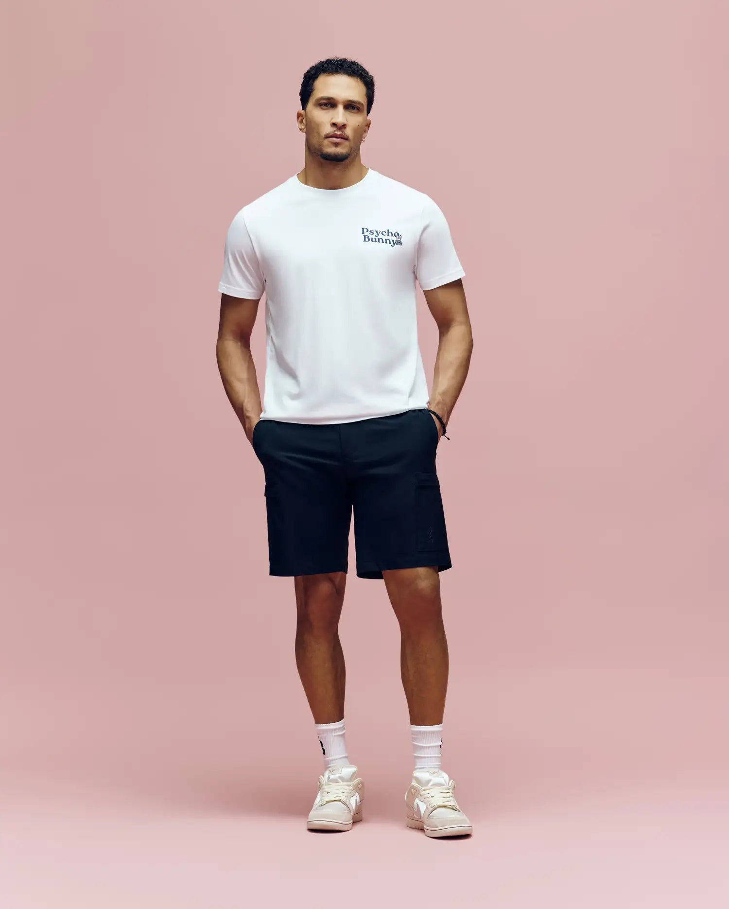 Psycho Bunny Men's Tees Archive Wordmark Graphic Tee maglietta bianca cotone Pima