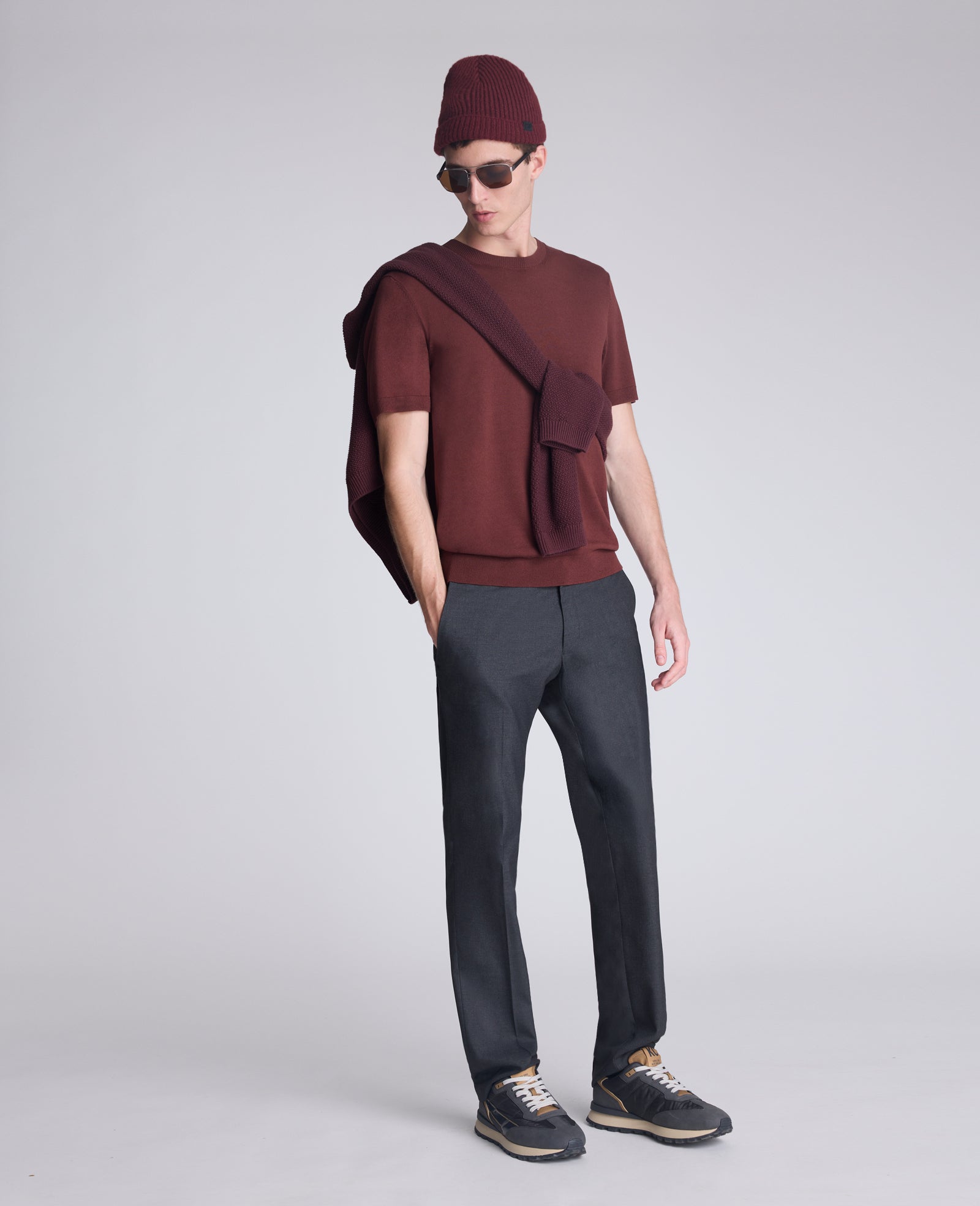 Kenneth Cole Reaction Clothing Sweater Tee maglia bordeaux maniche corte leggera