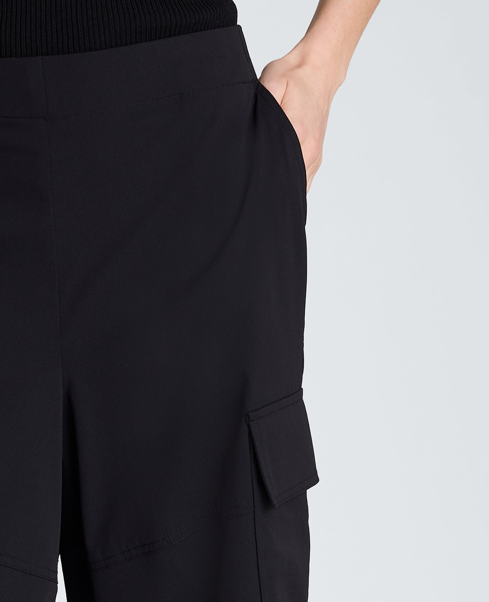 Kenneth Cole Reaction Clothing Pull On Barrel Leg Pant with Cargo Pockets pantaloni neri