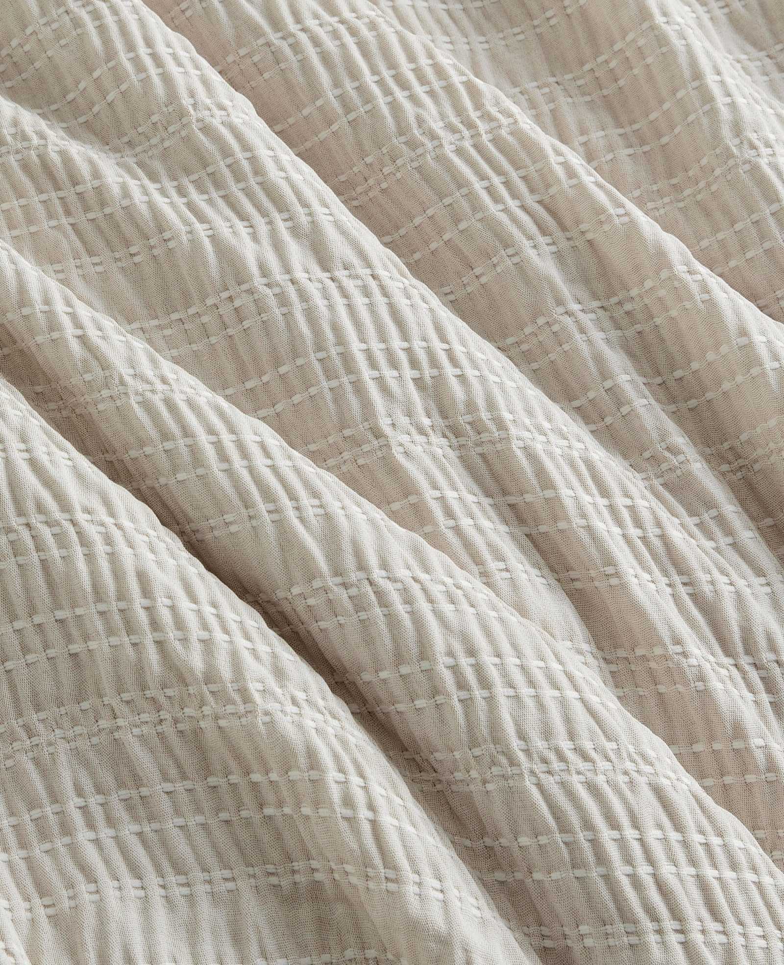 Kenneth Cole Reaction Home & Bedding Stitched Gauze Comforter Set set copriletto beige