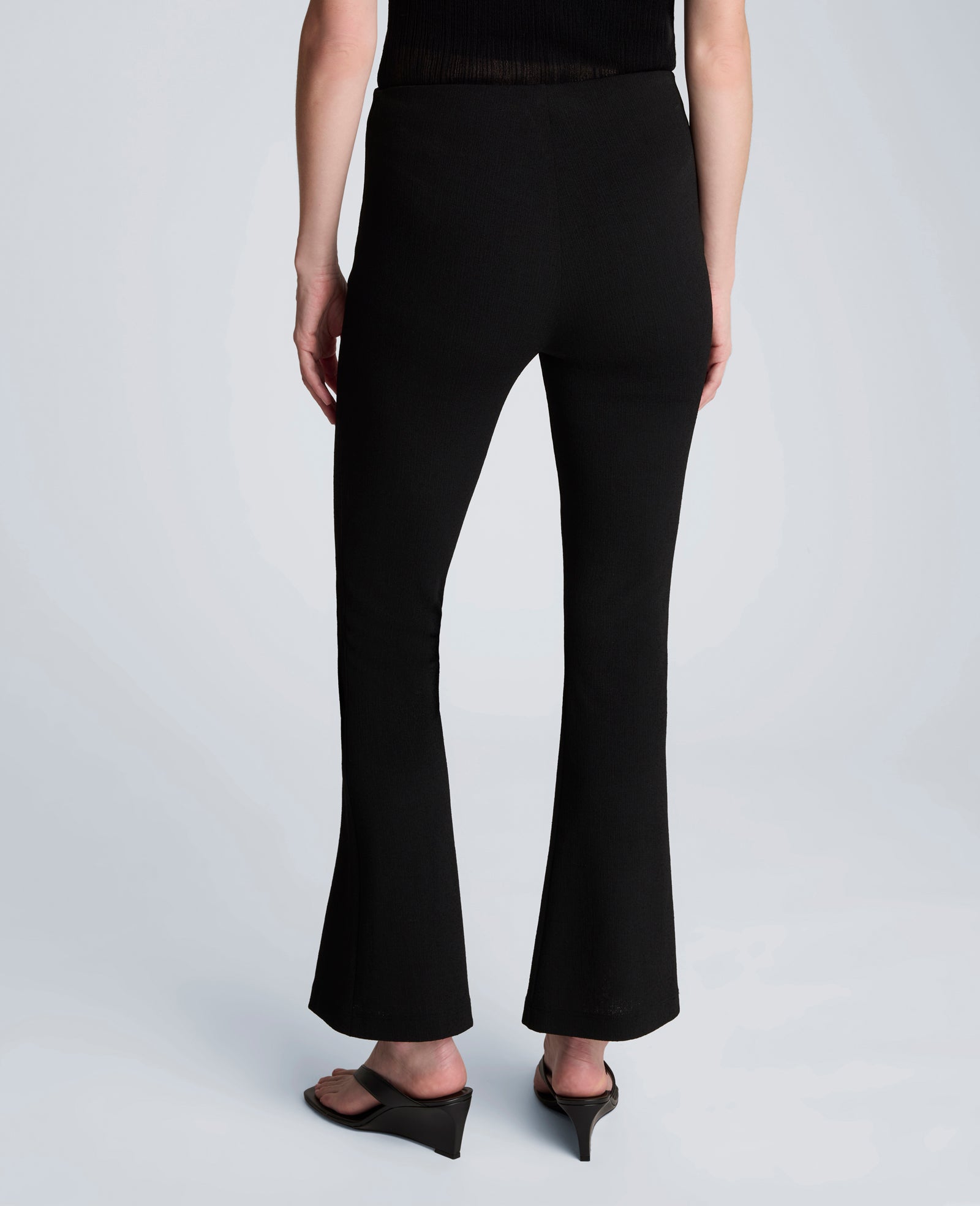 Kenneth Cole Reaction Clothing Textured Knit Pull On Flare Pant with Inner Short pantaloni neri