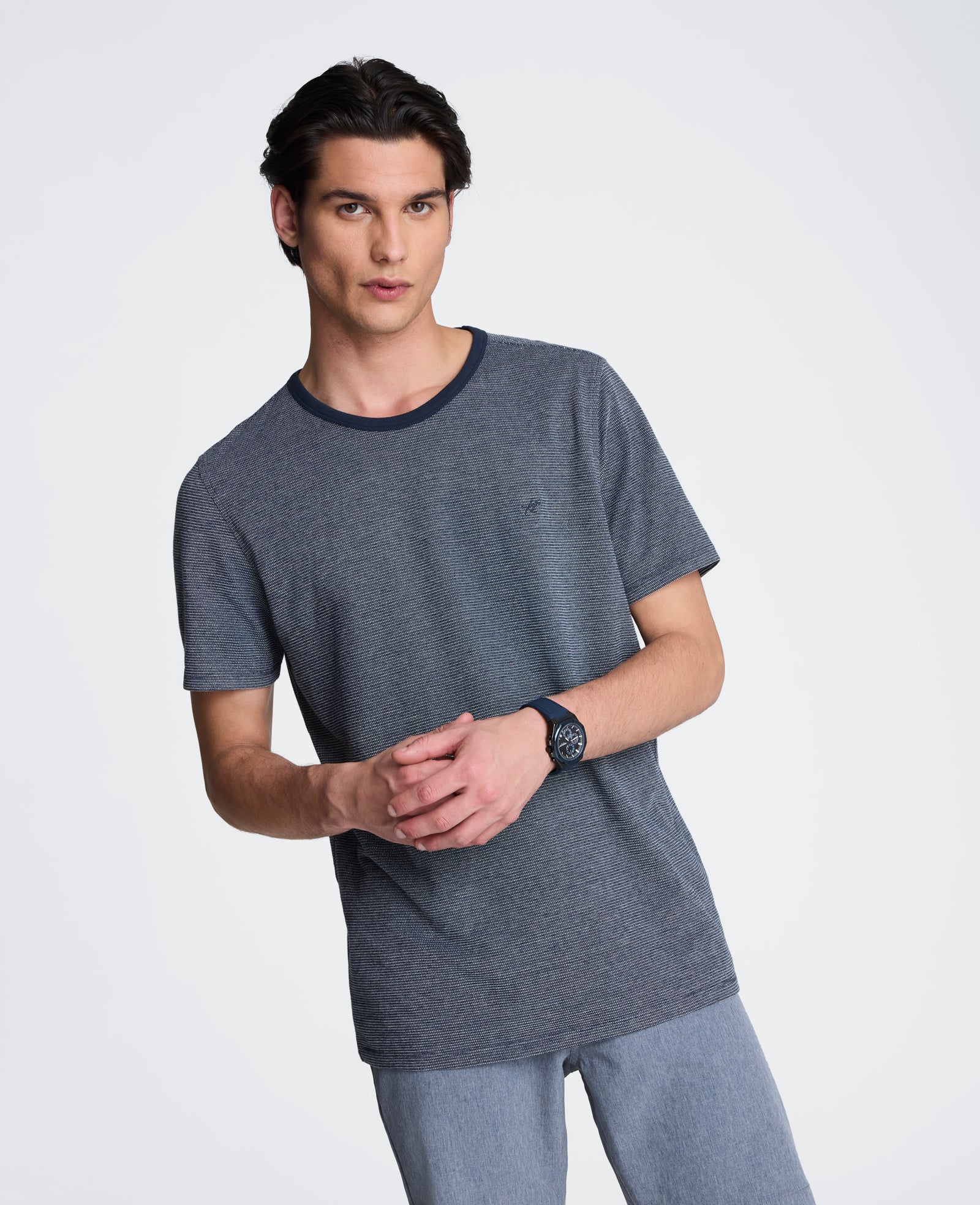 Kenneth Cole Reaction Clothing Textured Logo Tee maglietta Navy Mix cotone