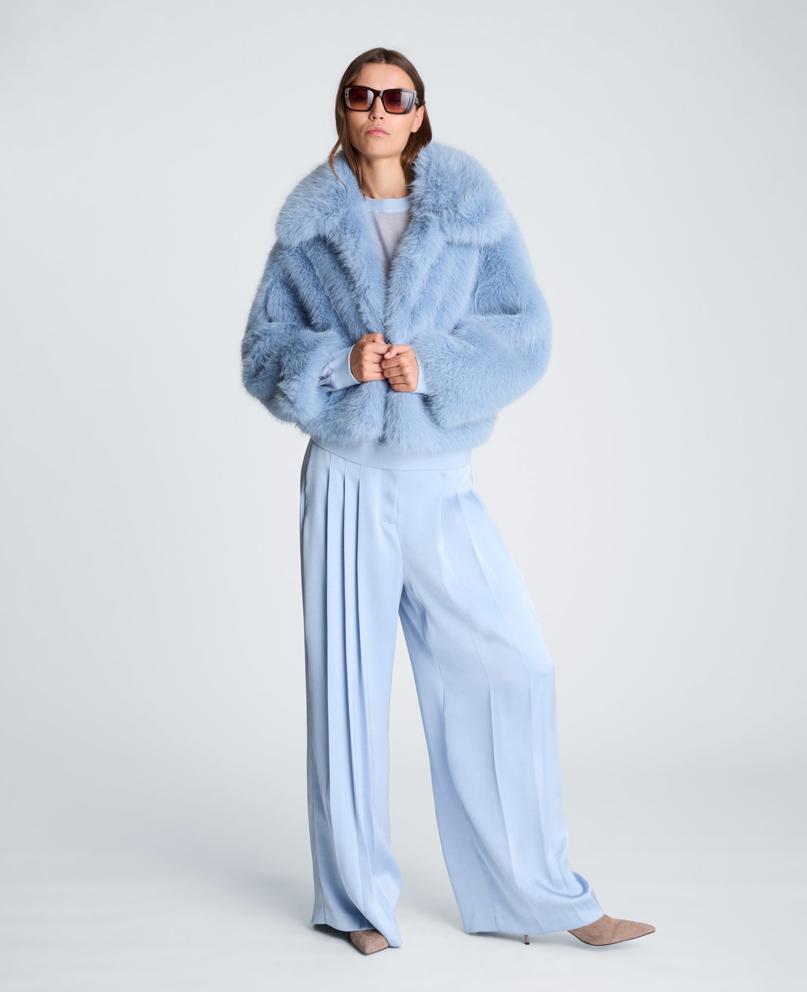 Kenneth Cole Reaction Cropped Fur Jacket with Hook and Eye Closure giacca blu XS ecopelliccia