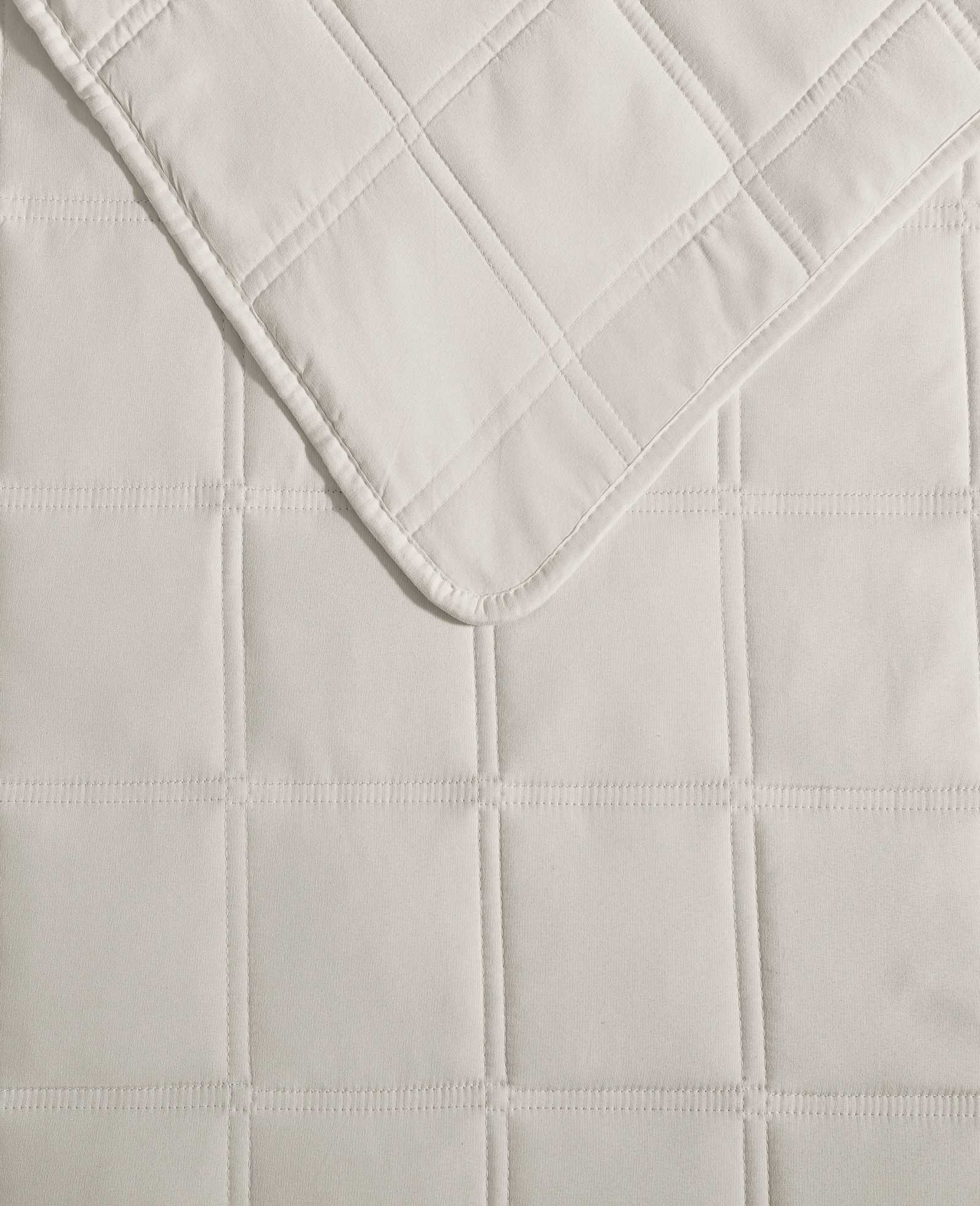Kenneth Cole Reaction Home & Bedding Stonewashed Quilt Set set trapunta beige in poliestere leggero