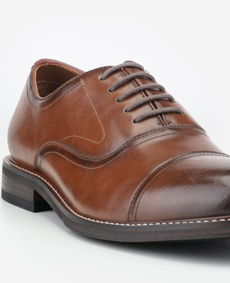 Kenneth Cole Reaction Shoes Lawstin Cap Toe Oxford scarpe tan supporto arco