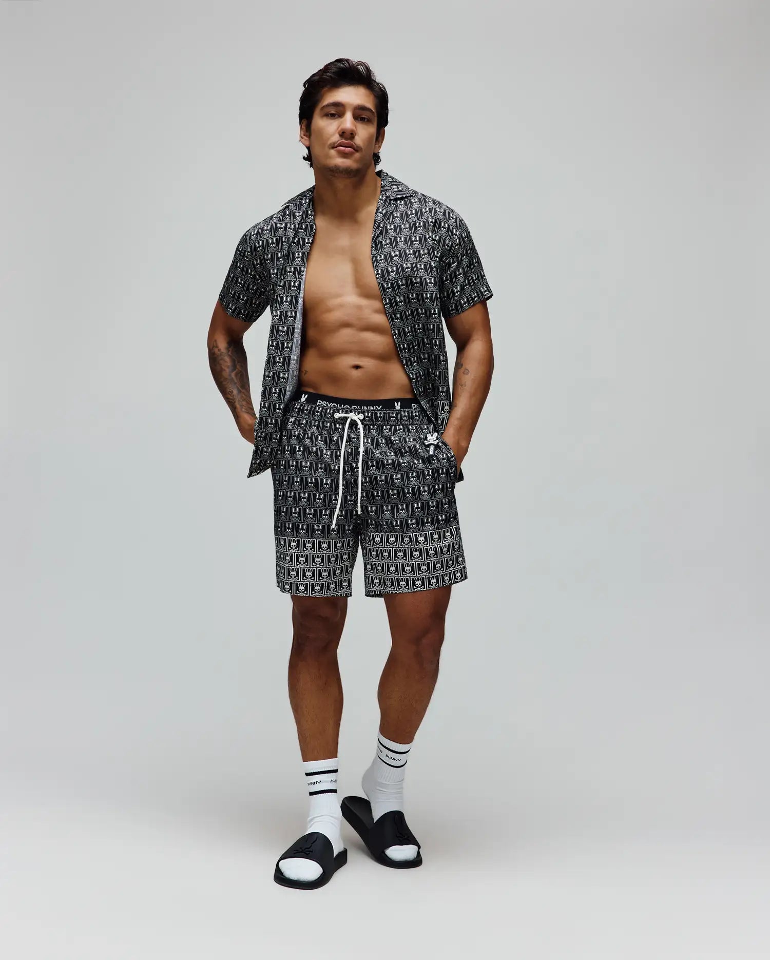 Psycho Bunny Men's Swimwear MENS KEON ALL OVER BUNNY SWIM TRUNK 6 MO1000099 costume uomo nero