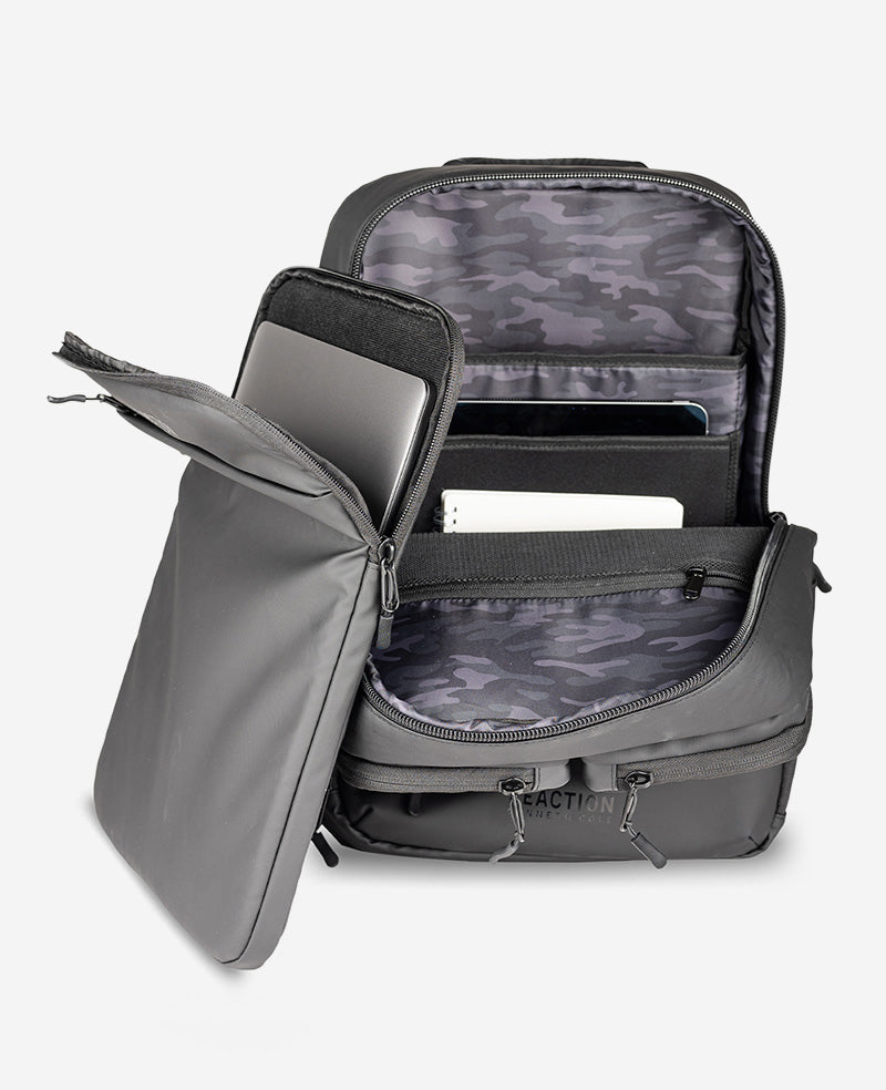 Kenneth Cole Reaction Luggage Ryder Backpack zaino nero porta laptop