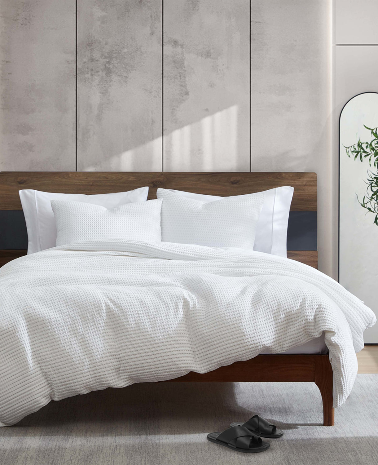 Kenneth Cole Reaction Home & Bedding Reversible Solid White Waffle Comforter Set trapunta bianca