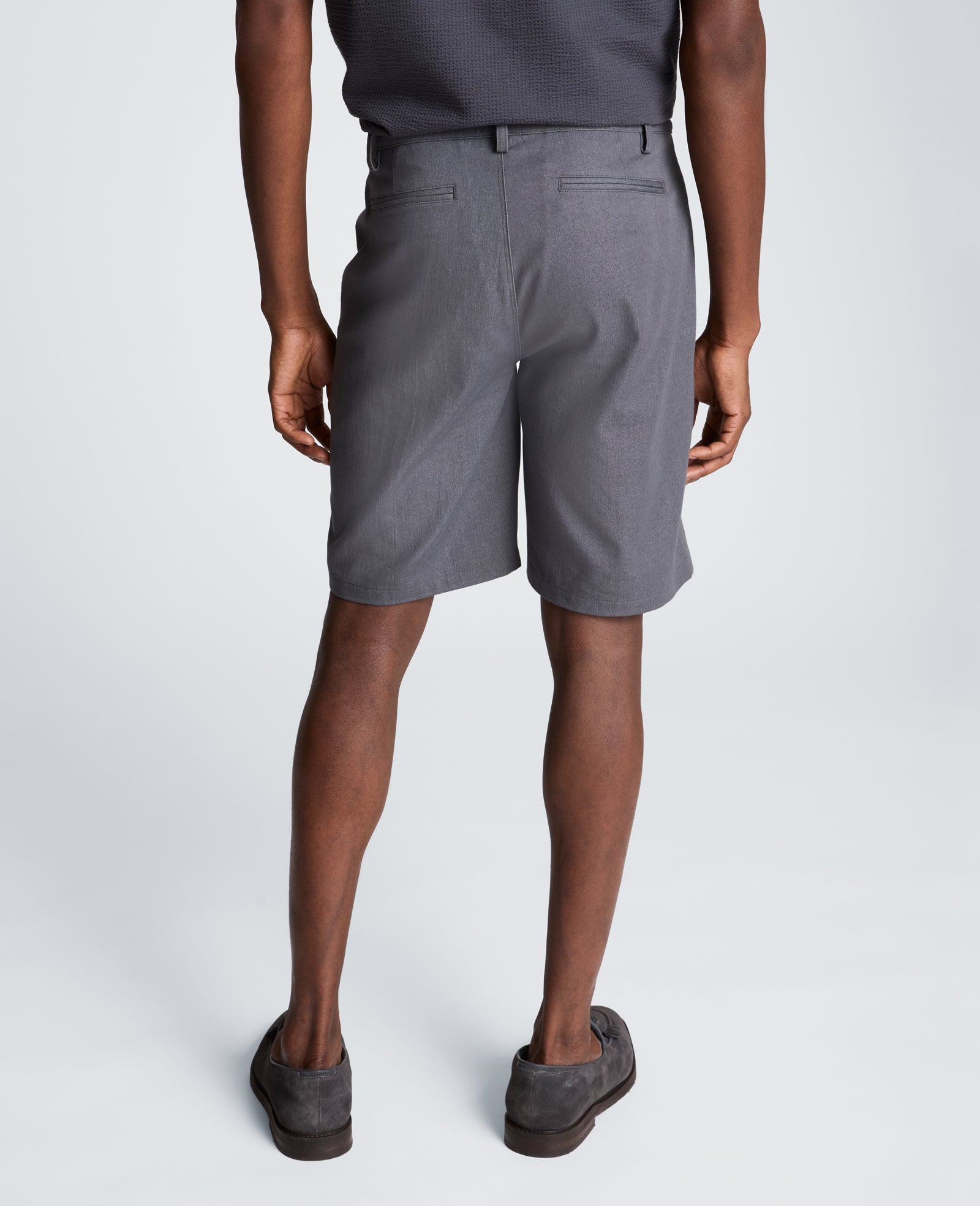 Kenneth Cole Reaction Clothing Washed Denim Short shorts in denim grigio antracite elasticizzato