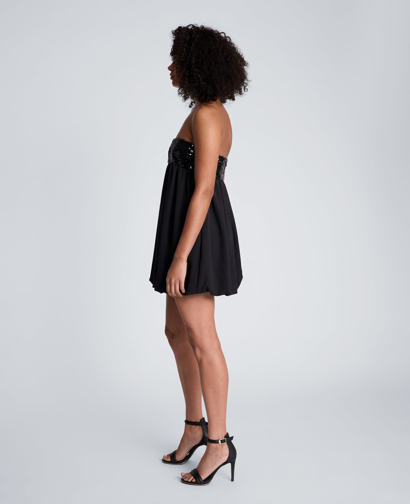 Kenneth Cole Reaction Clothing Sequins Combination Bubble Mini Dress abito mini nero in raso e paillettes taglie 0-16