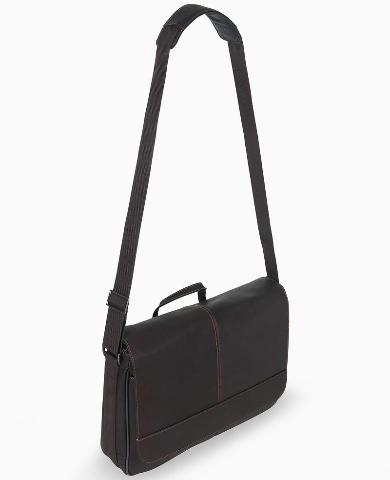 Kenneth Cole Reaction Colombian Leather borsa messenger marrone in pelle