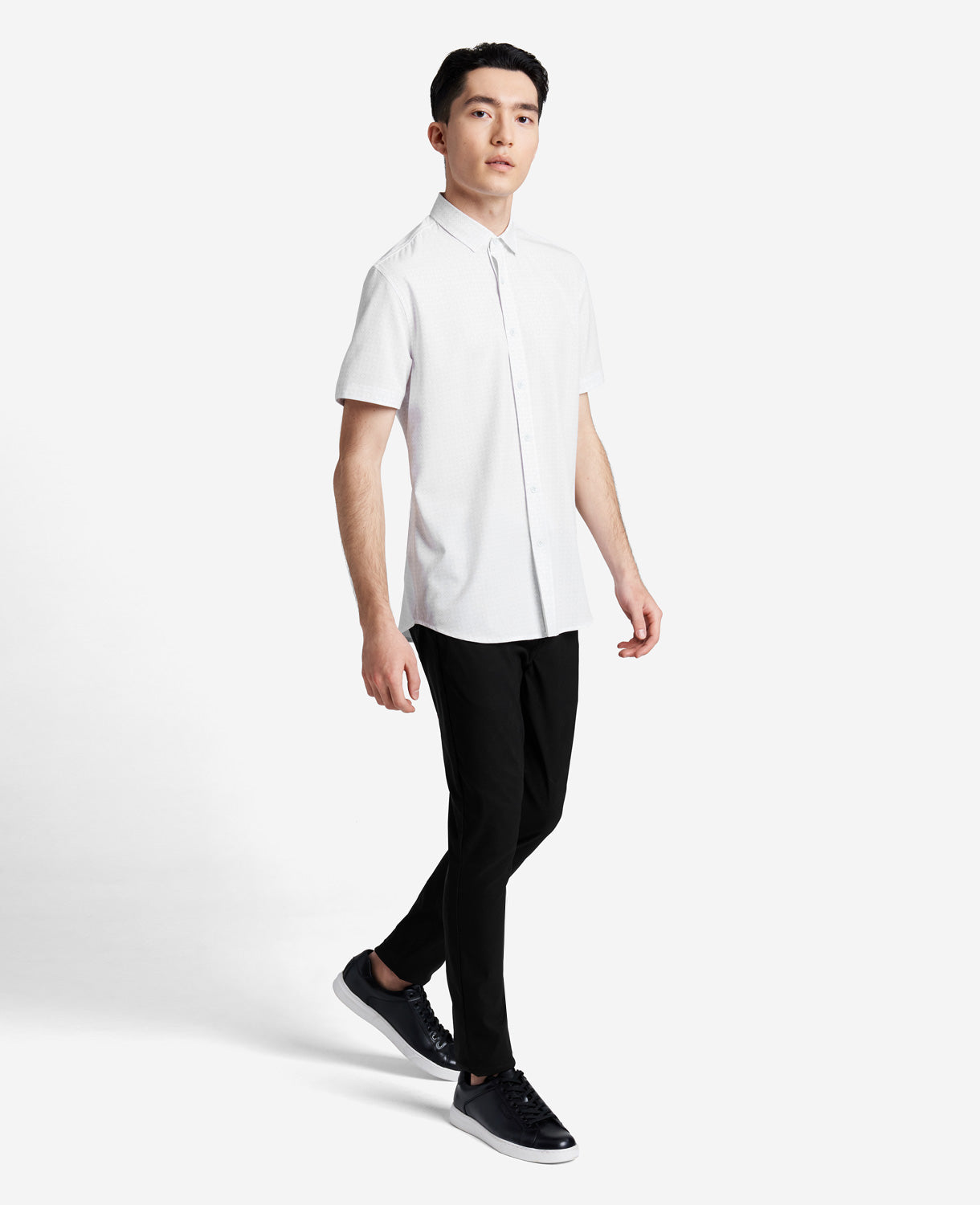 Kenneth Cole Reaction Clothing Stretch Short Sleeve Button-Down Shirt camicia bianca